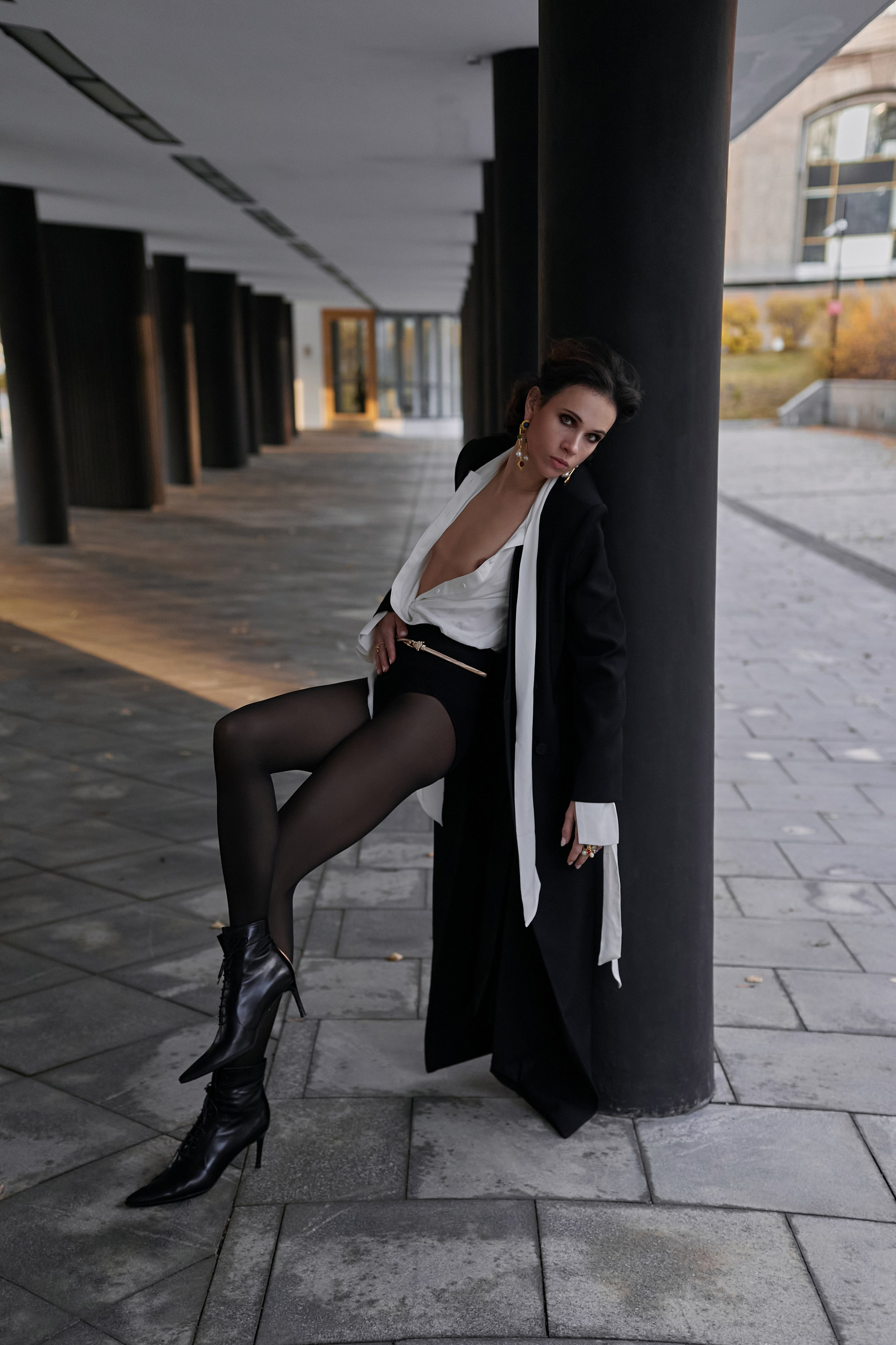 «История у Дома Наркомфина». Свадебный и креативный фотограф в ЮФО и МСК