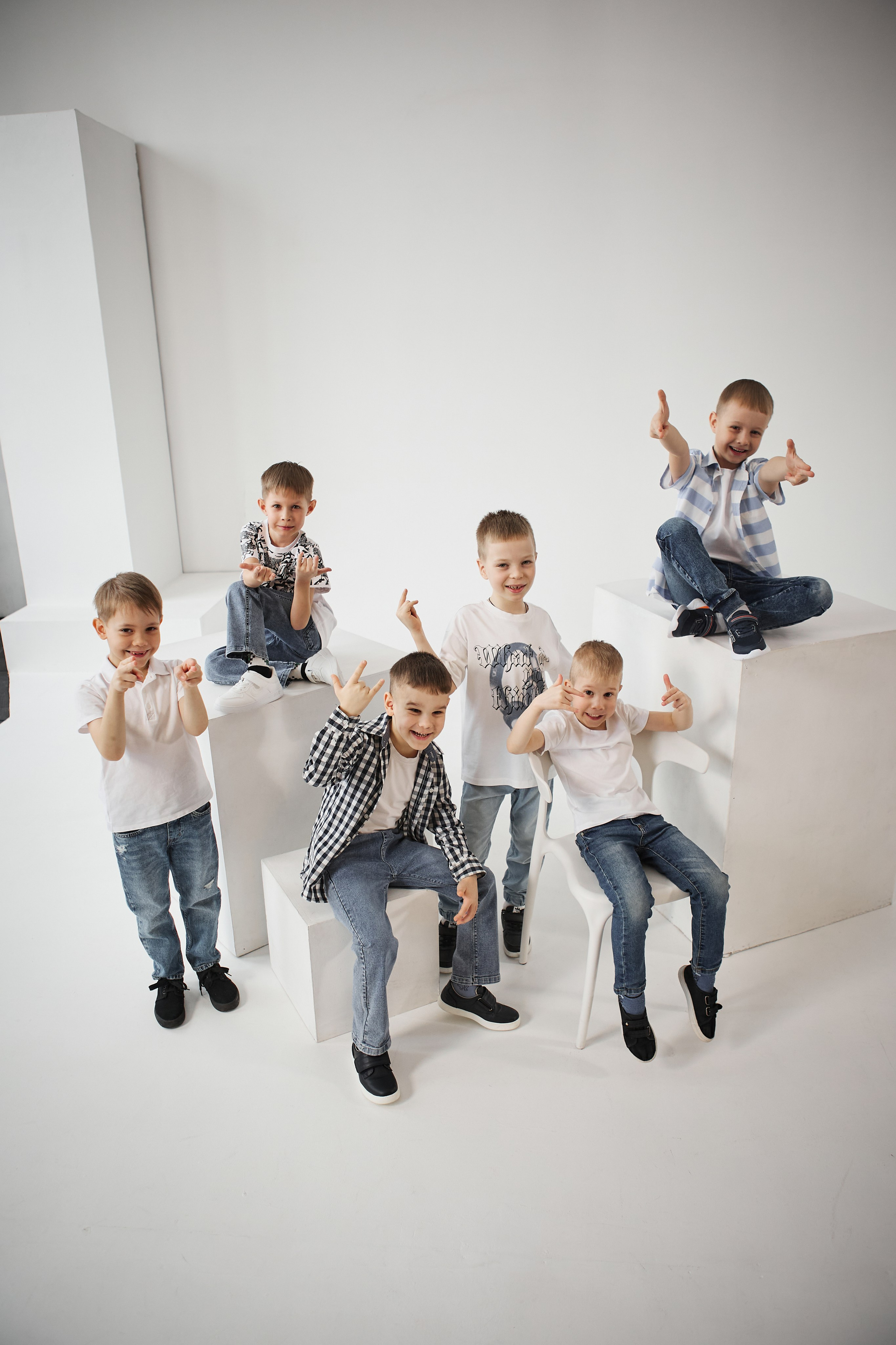 Групповые. Выпускные альбомы в городе Курган для всех