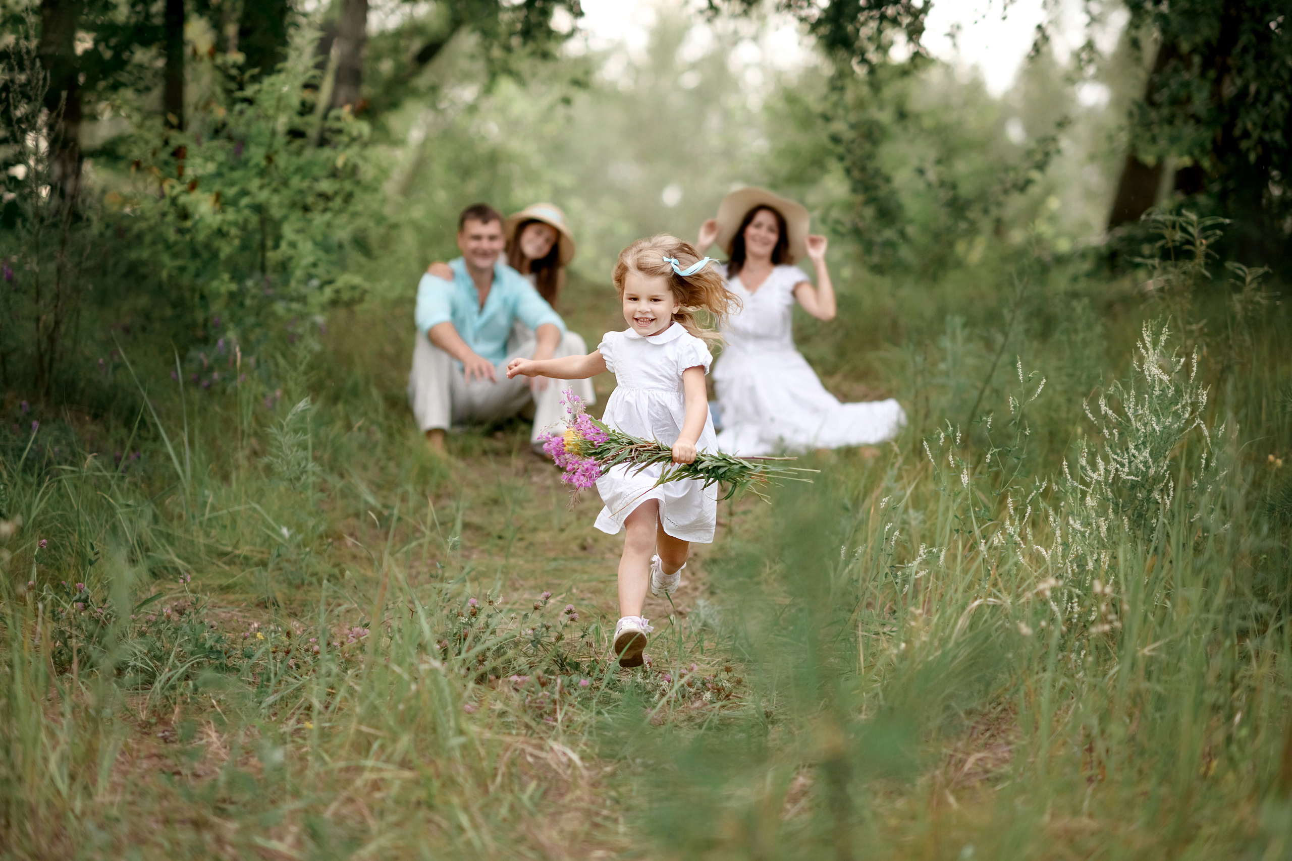Семейная фотосессия в Красноярске. Студийная, прогулочная, домашняя. Профессиональный фотограф в г. Красноярске Татьяна Арлакова