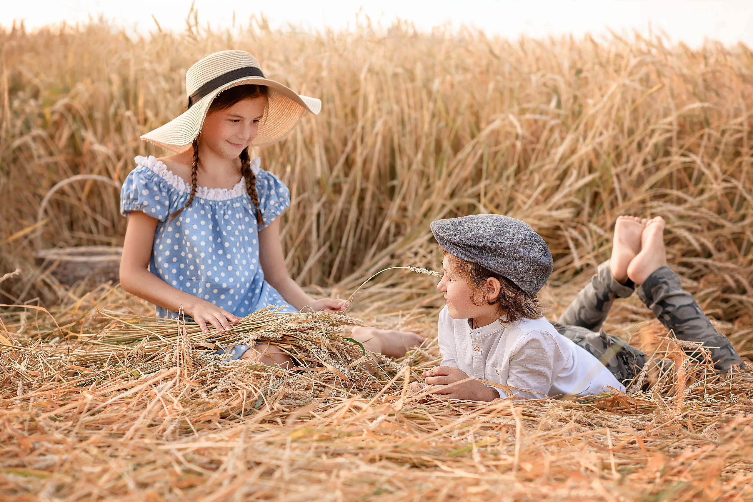 Семейная фотосессия в Красноярске. Студийная, прогулочная, домашняя. Профессиональный фотограф в г. Красноярске Татьяна Арлакова