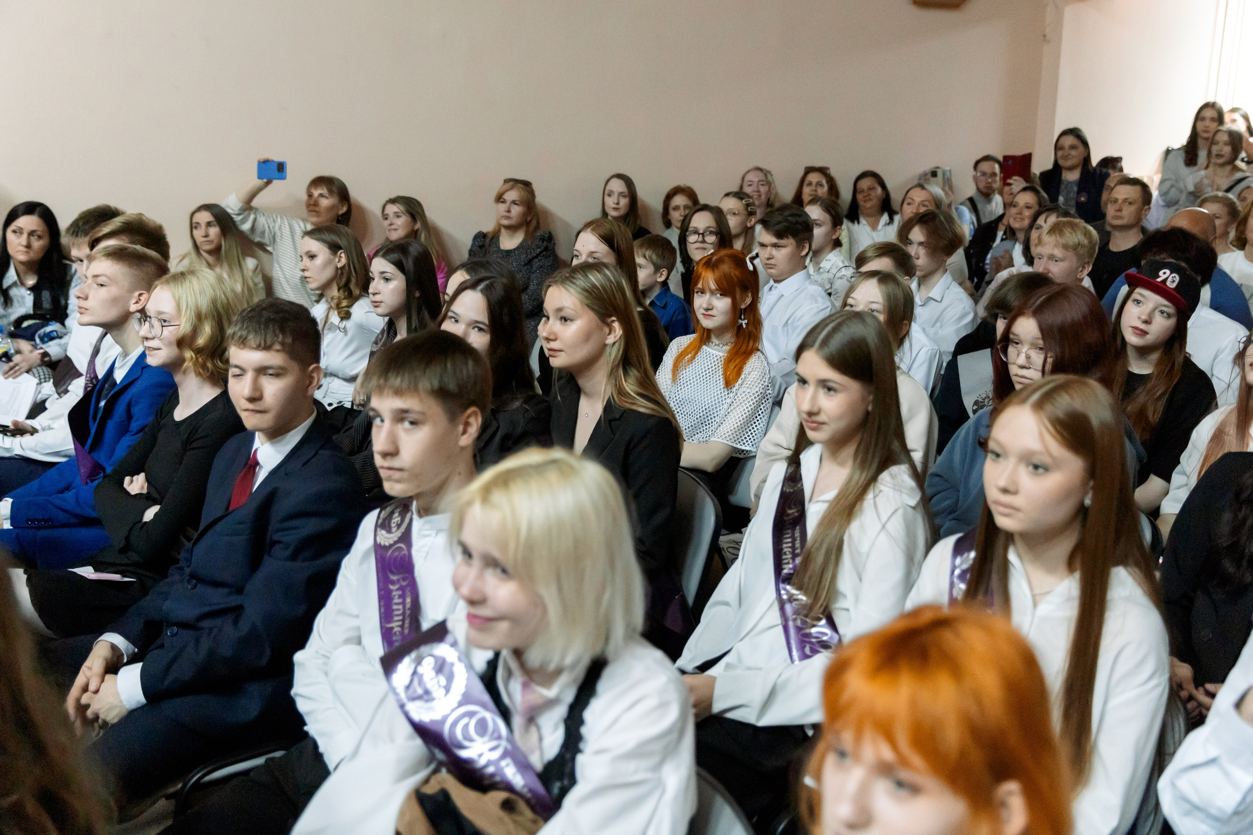 Выпускной шк 88 9-е кл. 24.05.2024. Свадебный и Семейный фотограф г. Ижевск Гульназ Солдатова. Гульназ фото