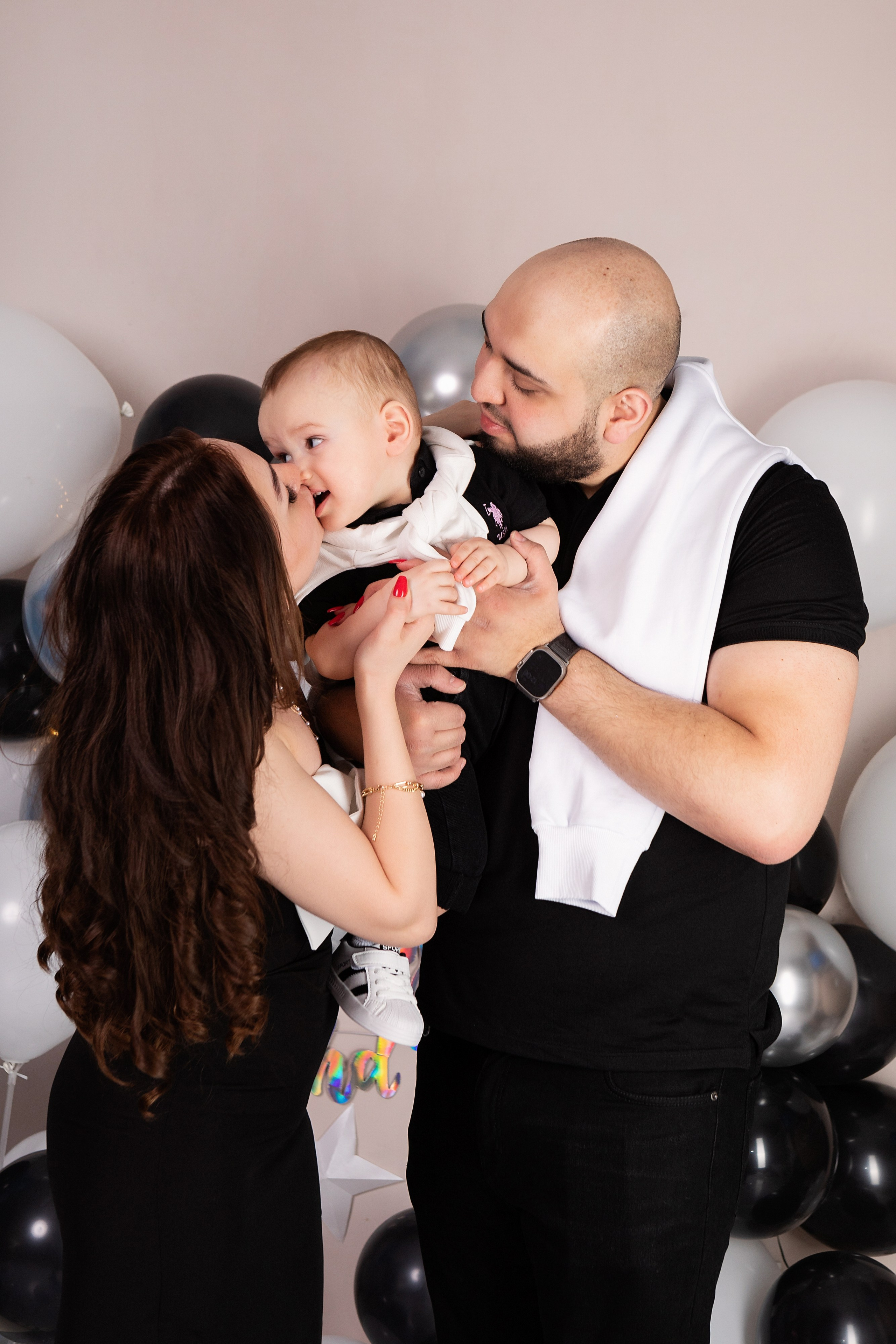 ФОТОГРАФ НА ГОДИК, БЕРЕМЕННОСТИ, НОВОРОЖДЕННЫХ, КРЕЩЕНИЯ МОСКВА