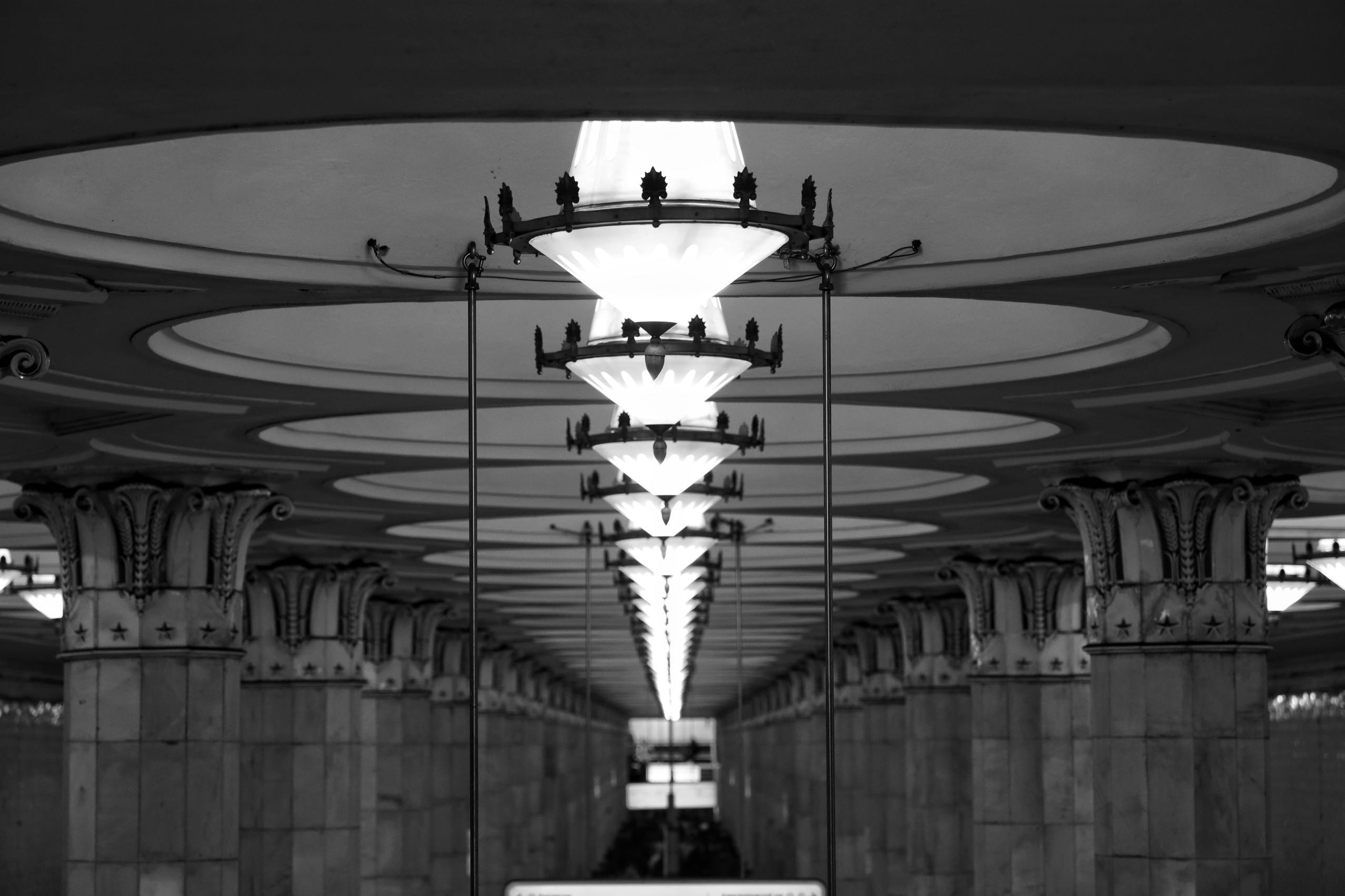 Серия «Метро. Пассажиры времени». ANNA PAVLIKOVSKAYA ЧЕРНО-БЕЛАЯ ФОТОГРАФИЯ — ЭТО Я