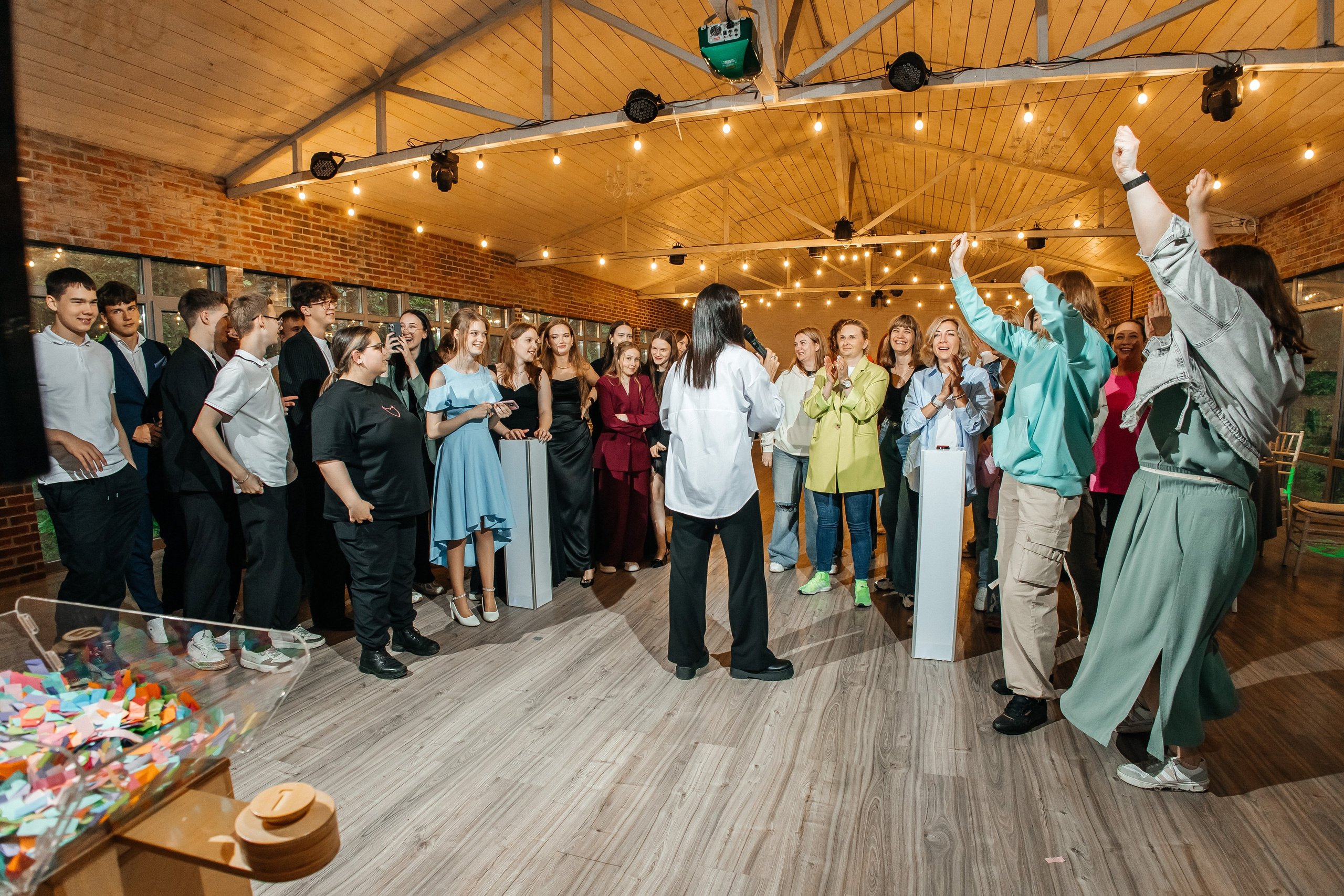 Выпускной 9 класс. Фотограф в Санкт-Петербурге Виктория Безверхая