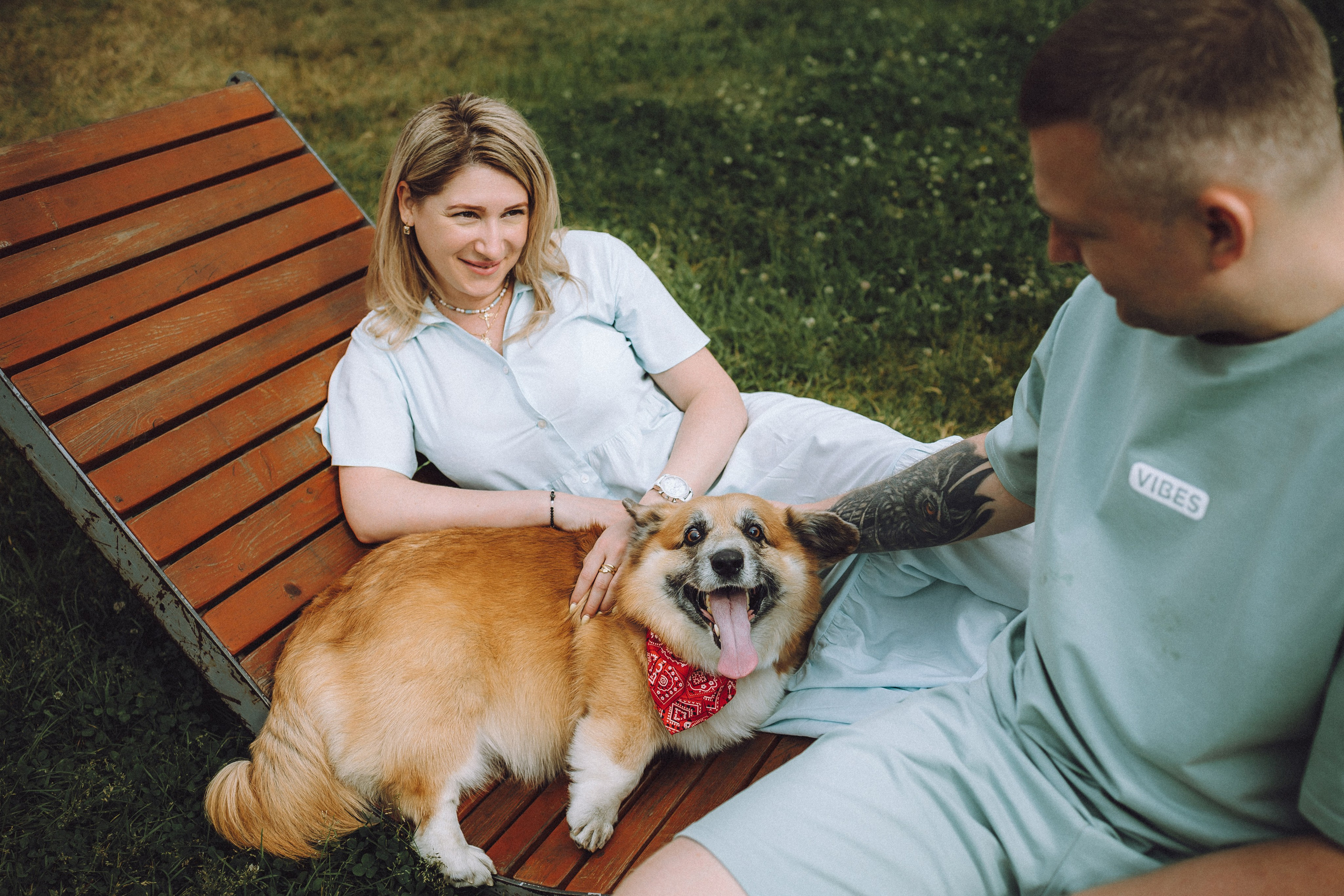 Ира, Леша и Харли