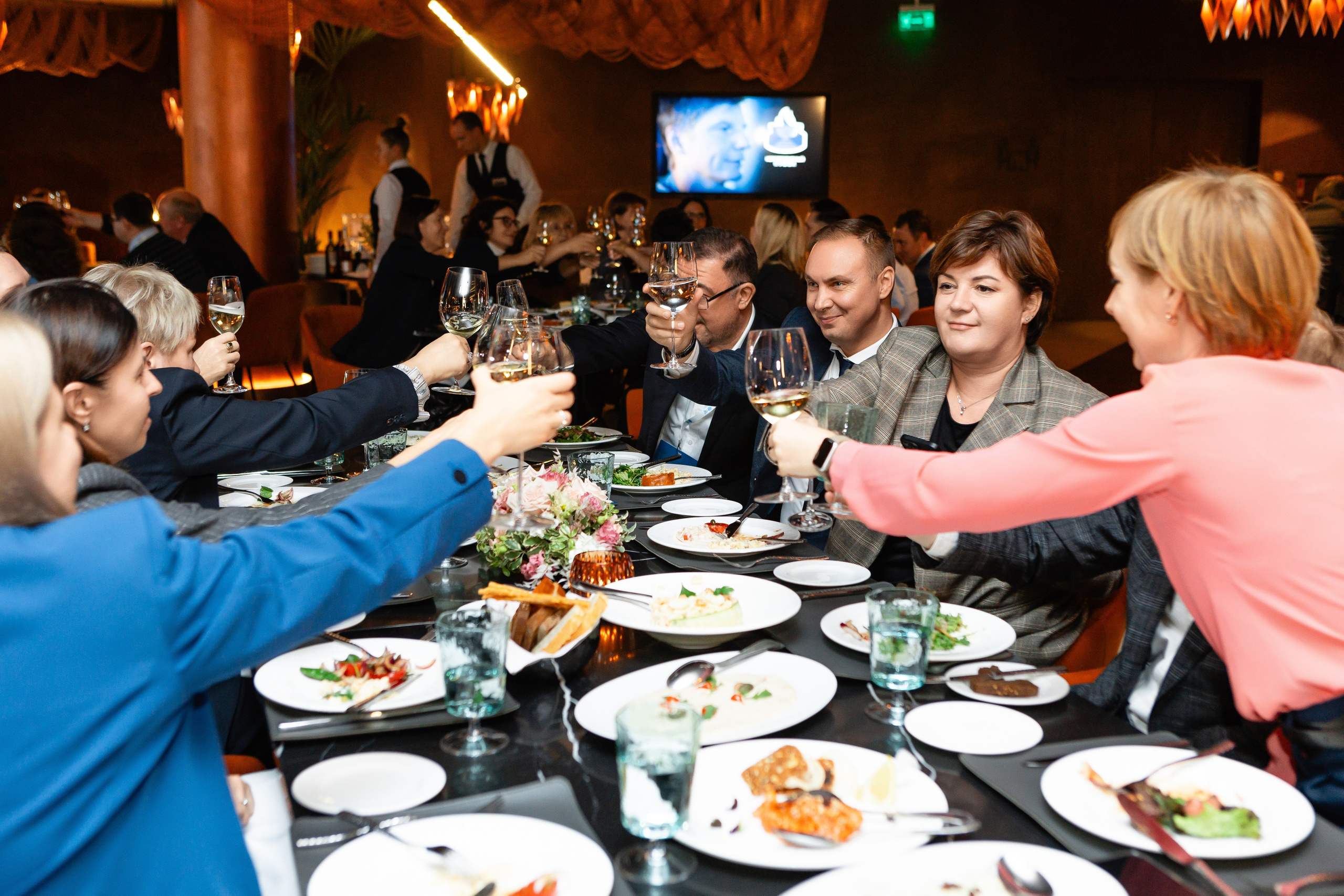 Фото и Видеосъемка Корпоративов и Праздников в СПб. Фото и Видеосъемка на ваше мероприятие. Александр Романов