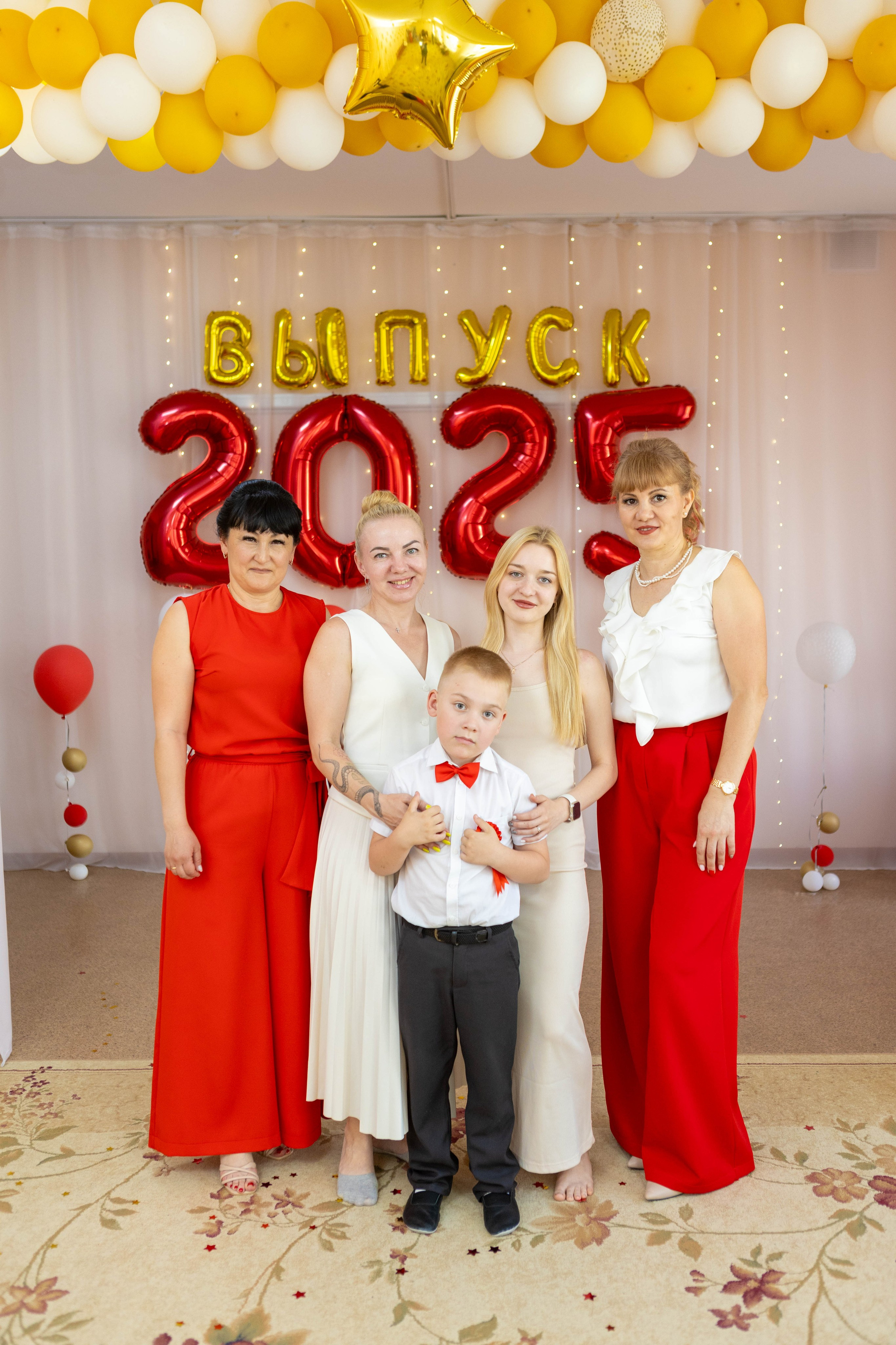 Выпускной в детскому саду 2025 год. Свадебный и предметный фотограф Ренат Каламперов