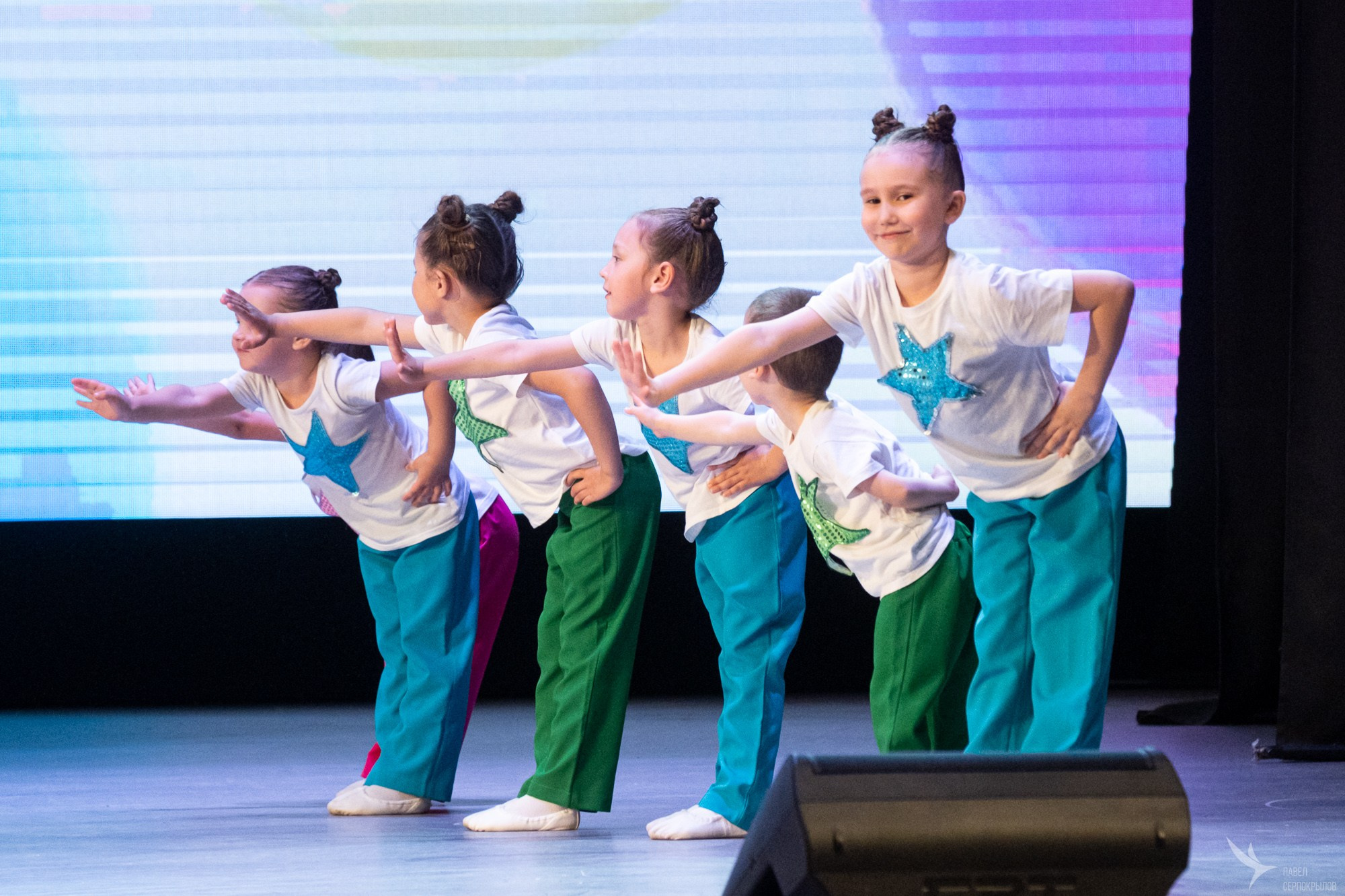 Сольный концерт хореографического ансамбля Аллегро «Сквозь тернии к звездам». Репортажный фотограф в Казани Павел Серпокрылов