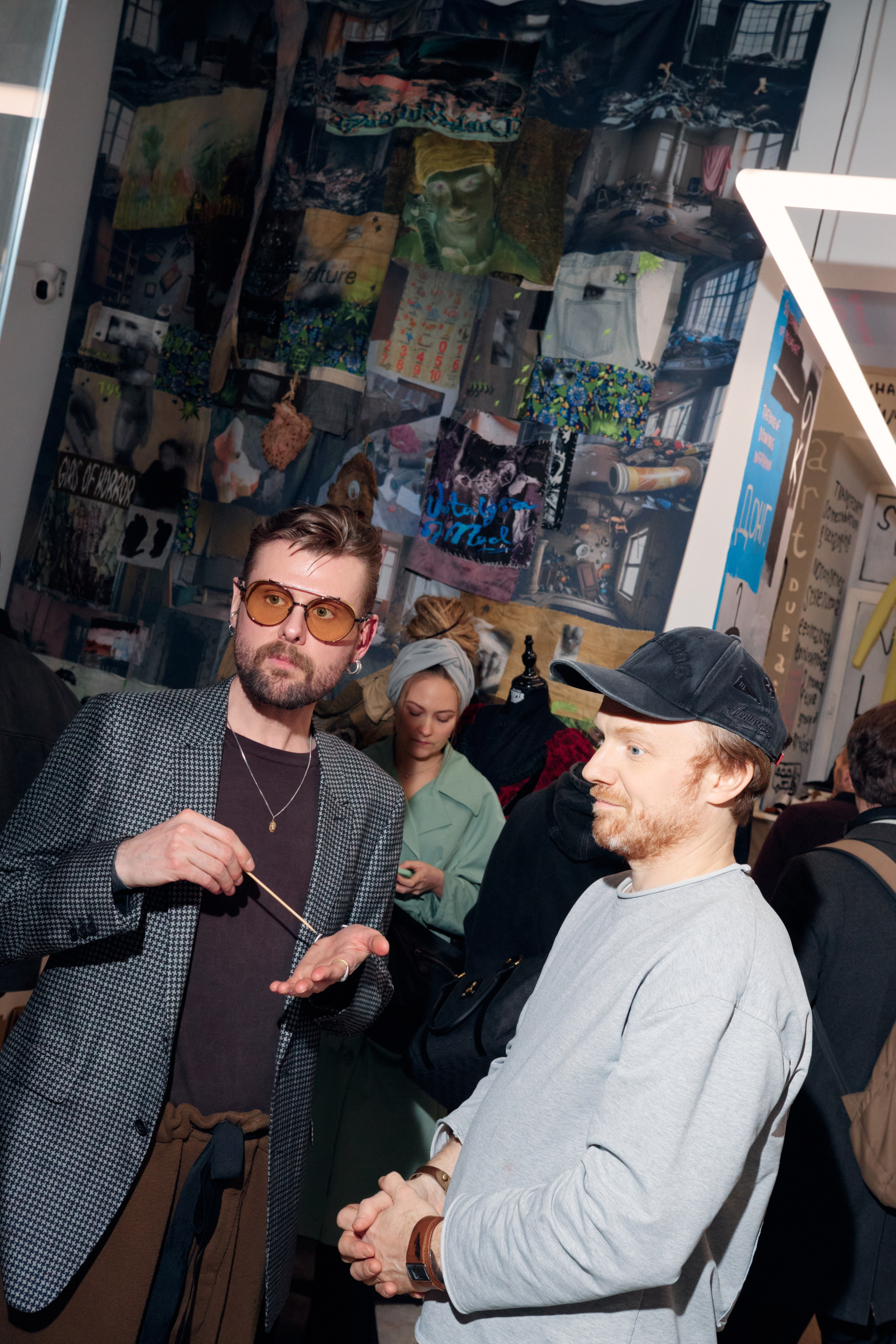 ПИФ-ПАФ Супершоп | вернисаж выставки SOBO GALLERY х ПИФ-ПАФ. Фотограф Михаил Николаев