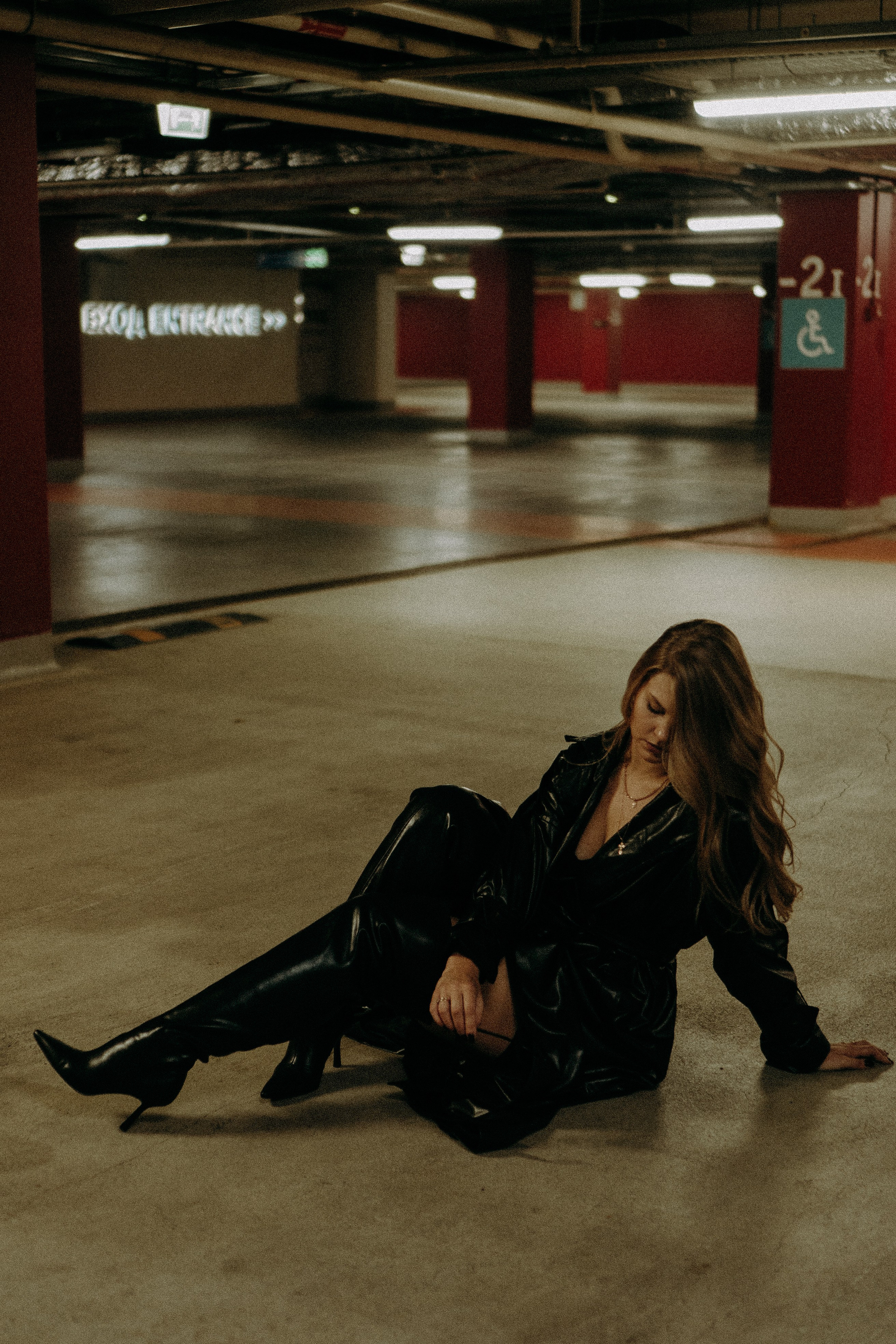 НА ПАРКОВКЕ. Профессиональный фотограф, Санкт-Петербург — Виктория Богомолова