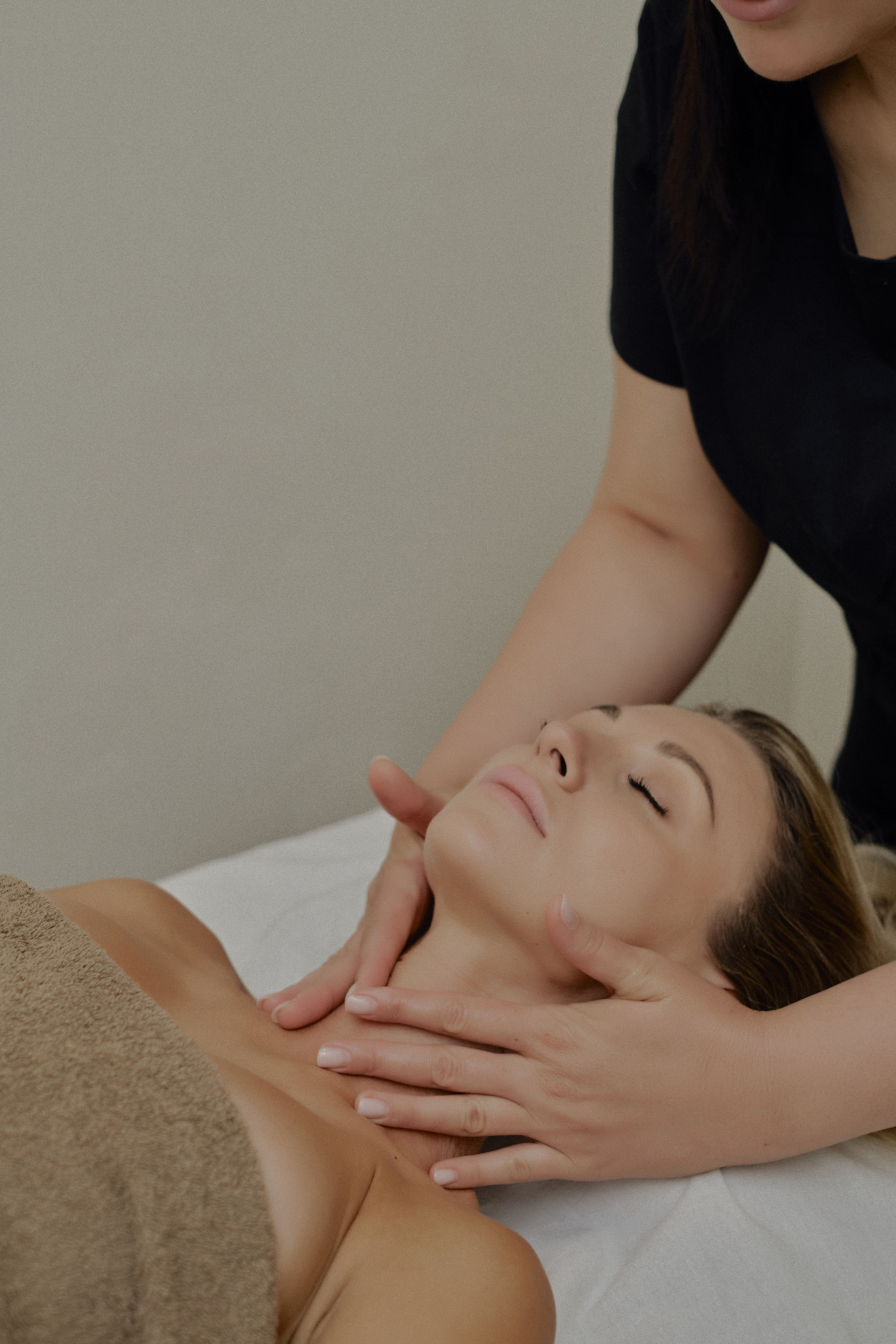 Массажист. Свадебный фотограф Кристина Кулецкая г. Челябинск