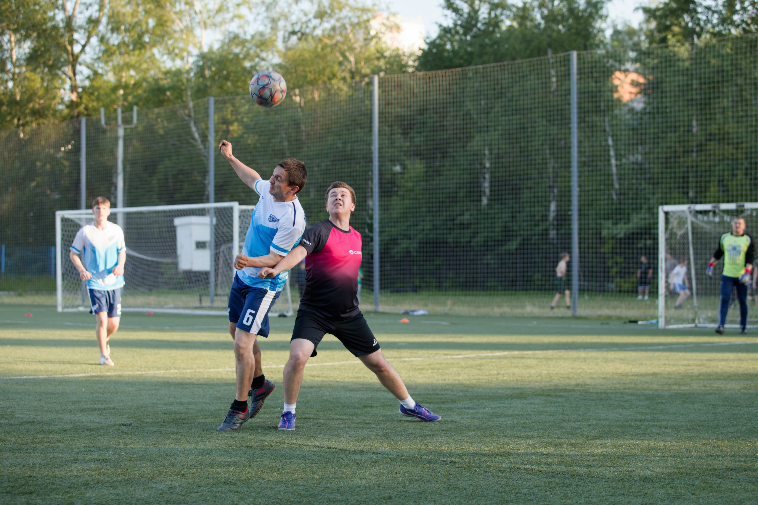 Любительская футбольная лига. Самокат-крылья. 25.06.2025. Репортажный и спортивный фотограф в г. Пермь Зильберг Павел