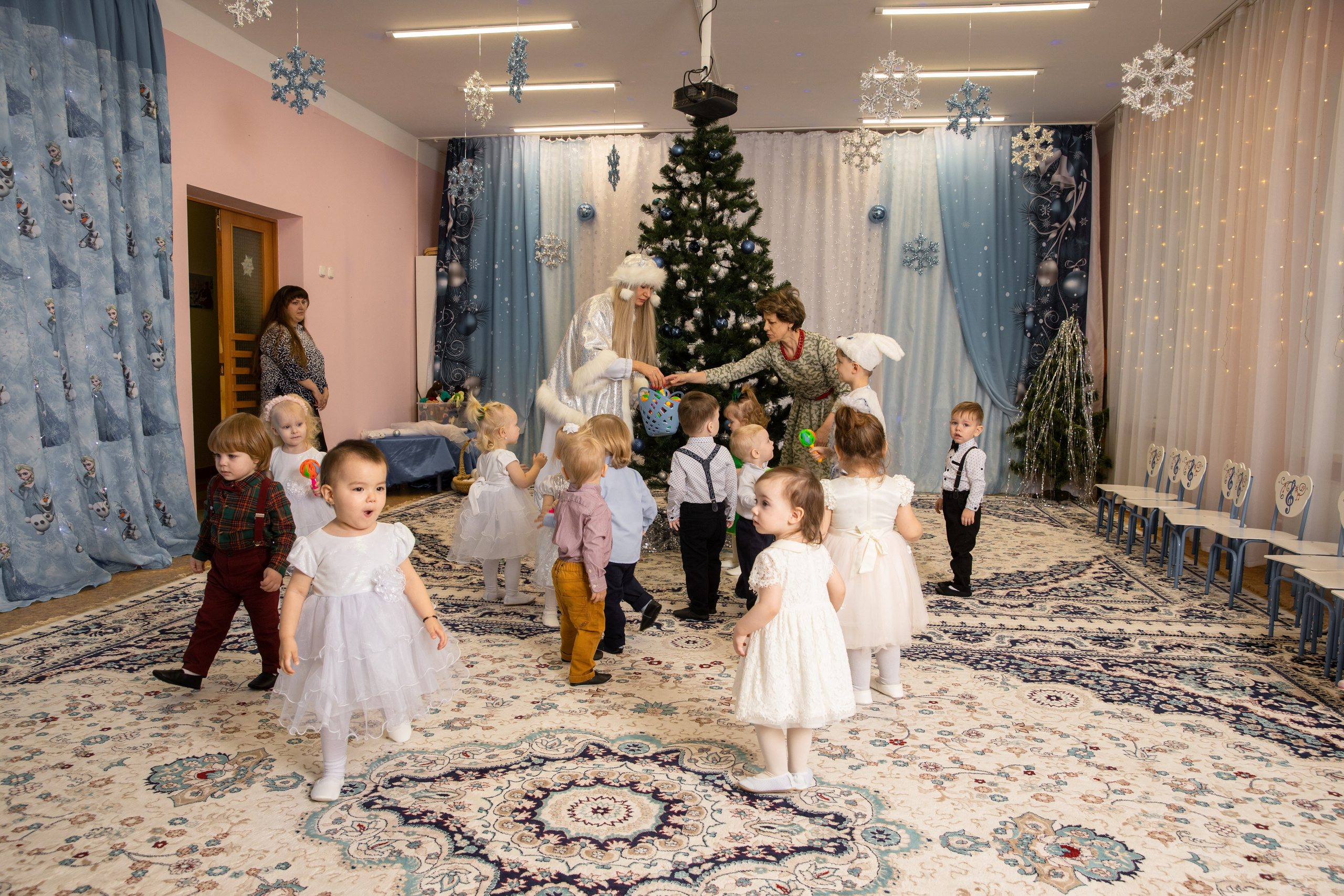 Новогодний утренник Успех. Фотограф в Железнодорожном и Балашихе