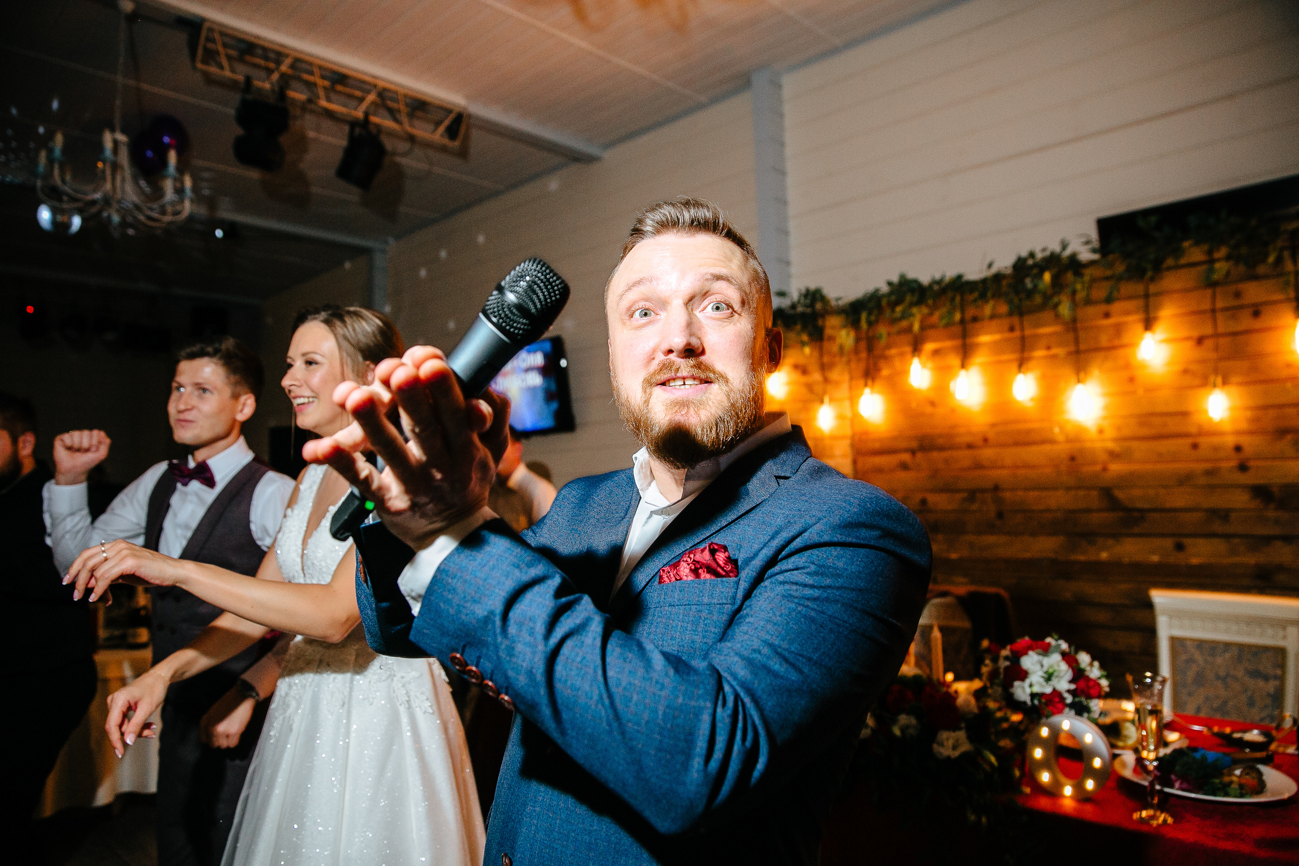 Фото ведущего Сергея Рябинина. Фотографии со свадеб, корпоративов, юби. Ведущий на свадьбу, корпоратив и юбилей в Москве Сергей Рябинин