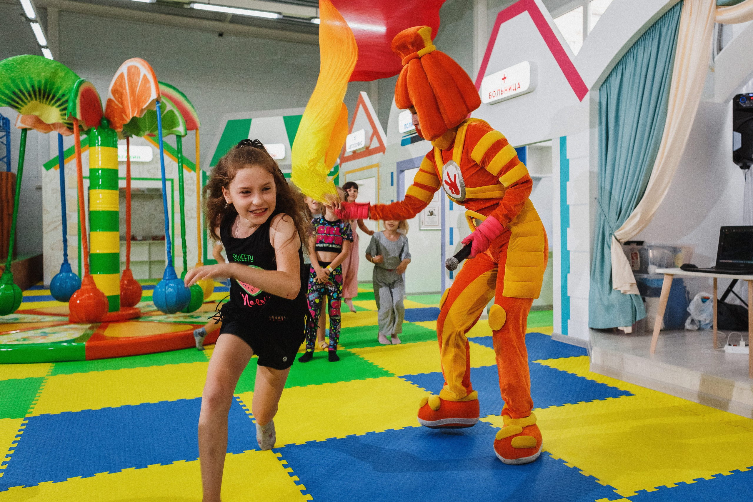 Волшебные моменты: детский праздник в игровой Клумба, Таганрог. Свадебный и семейный фотограф в Таганроге Бакарюк Антон