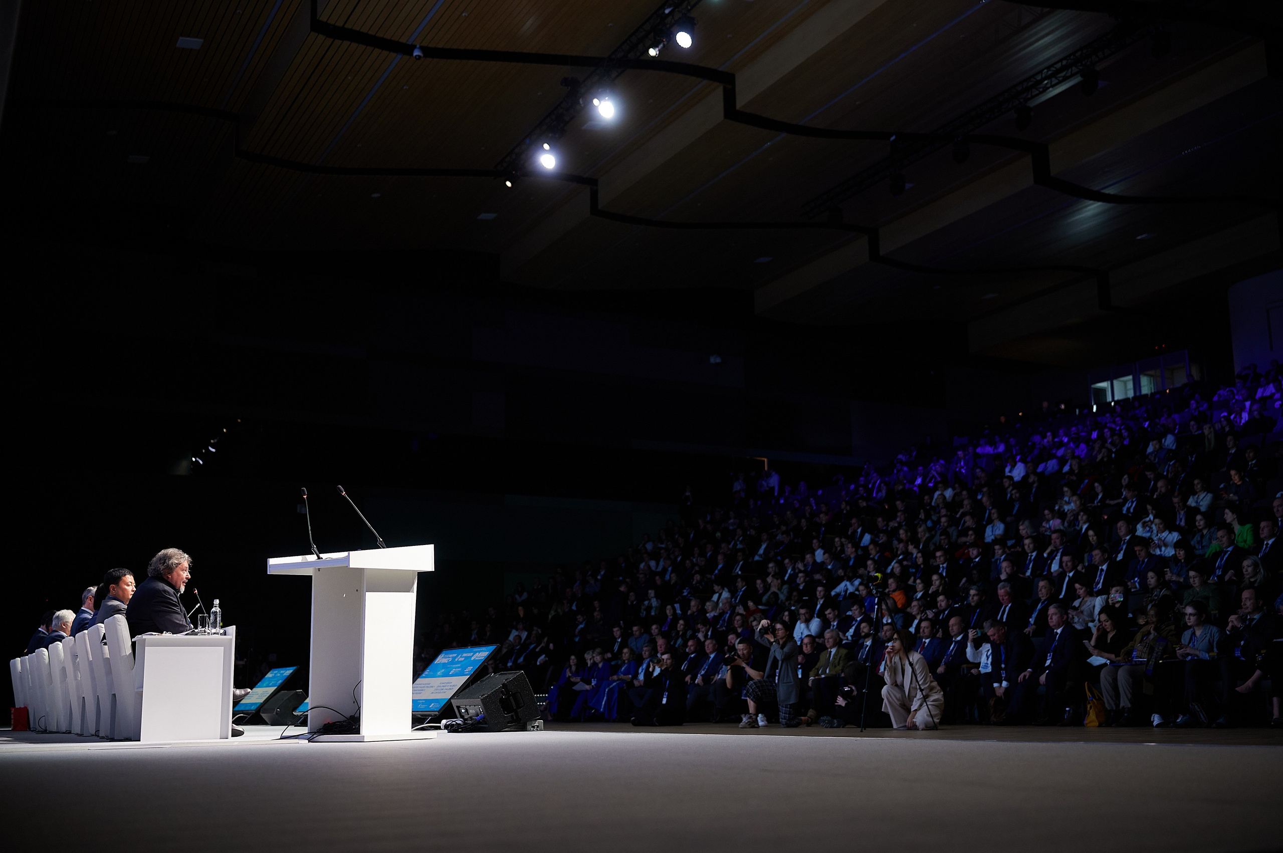 Деловая репортажная съемка