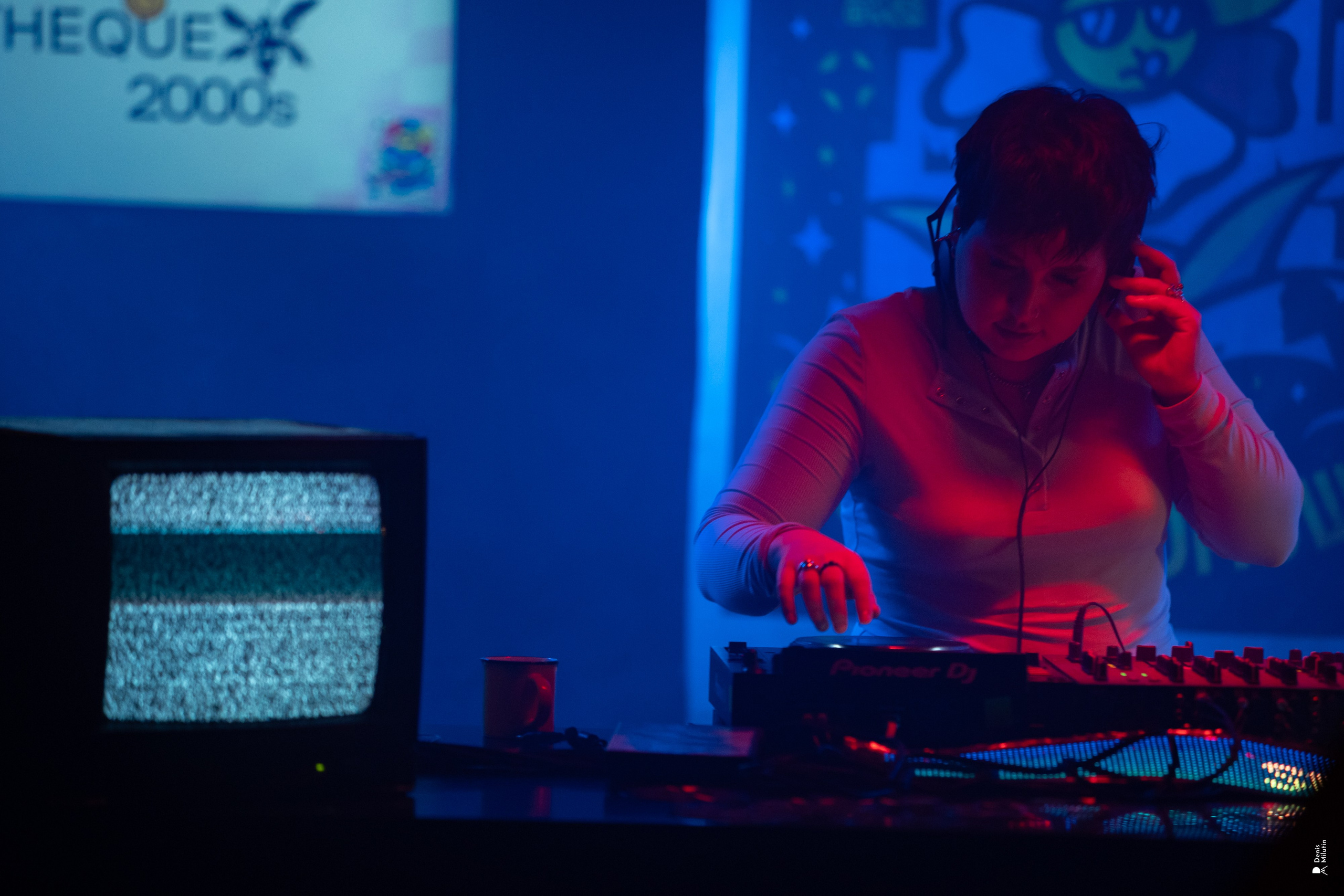 Клуб Рядом — Дискотека 2000х. Портретный фотограф Денис Милютин