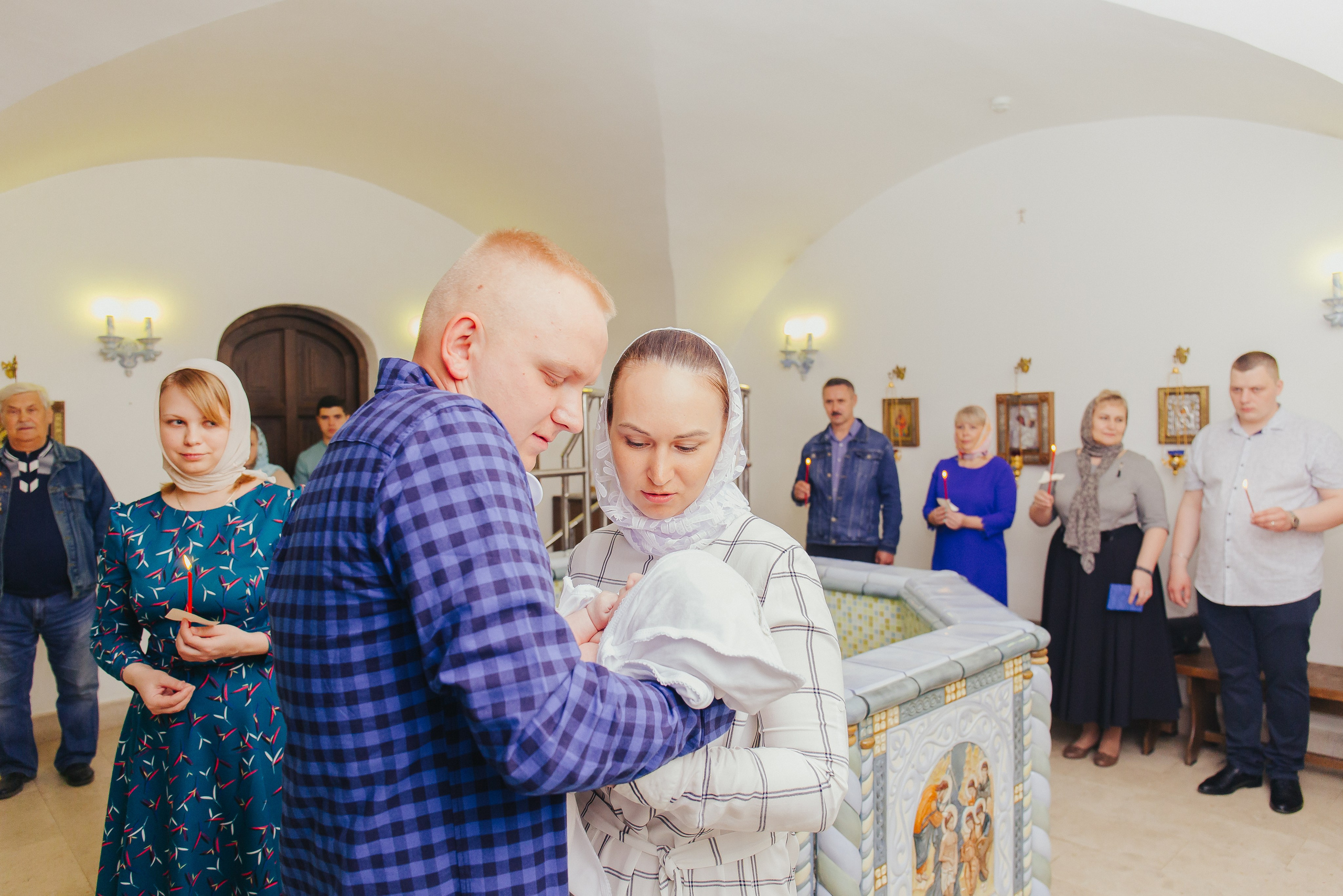 Крещение Михаила. Церковь Явления Пресвятой Богородицы. Фотограф новорожденных и детский в Сергиевом Посаде Кругликова Юлия