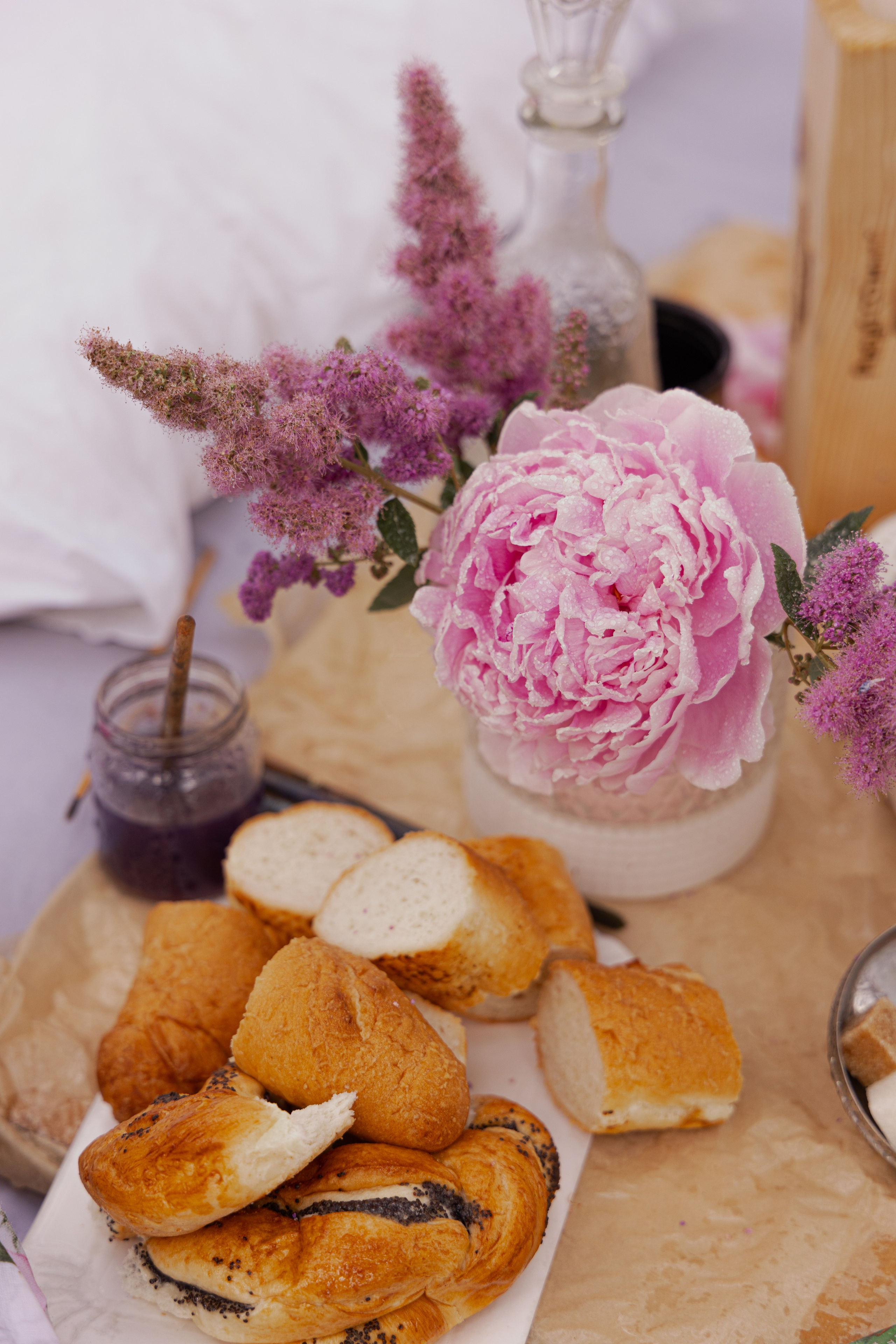 МК Пион (пикник в парке). Анастасия Ракчеева Художник