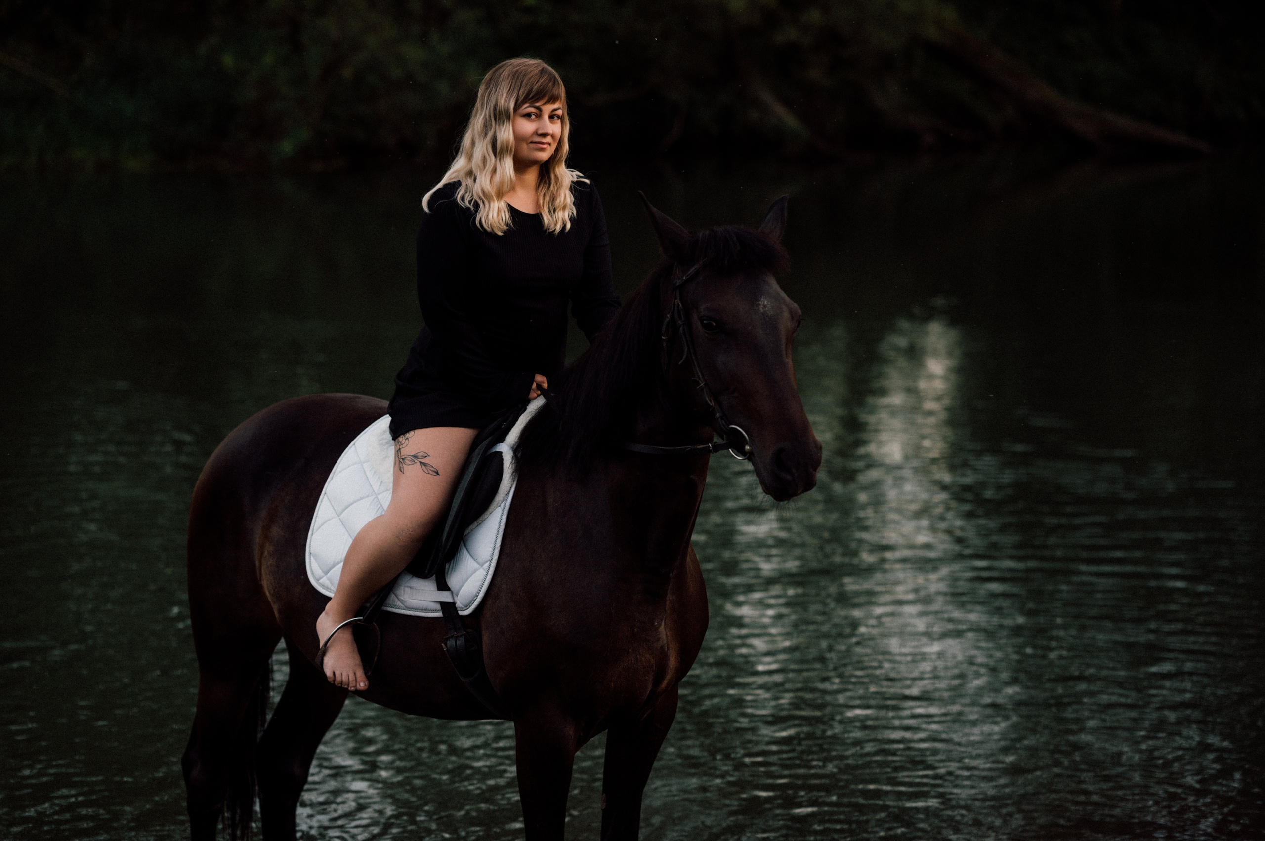 Светлана с лошадкой. Портретный, семейный, свадебный фотограф. Бизнес, контент съёмка. Тула