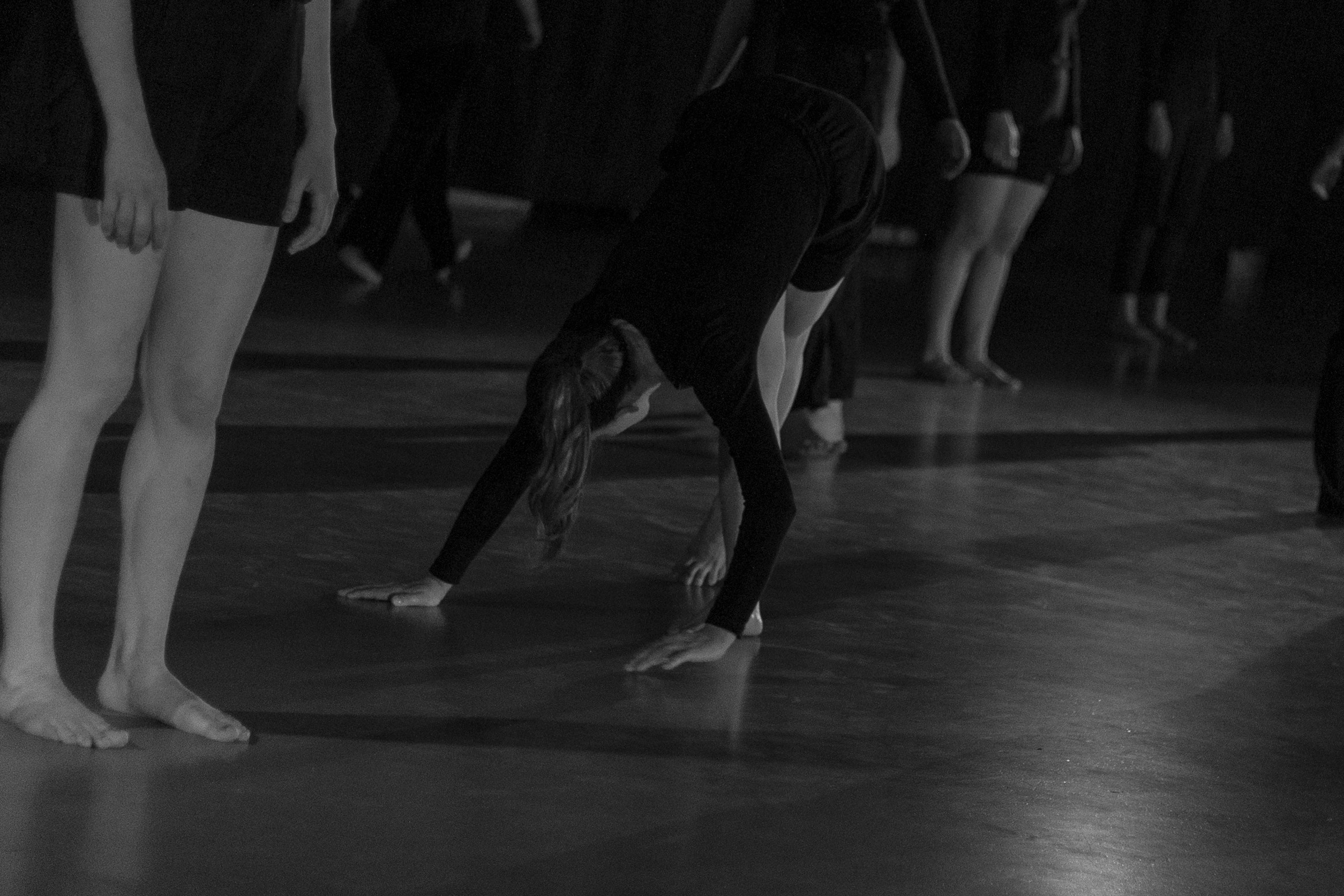 Спектакль Шум, театр современного танца GLYPTIC при участии проекта СИНТЕЗ. Семейный и женский фотограф, стильный репортаж в г. Новосибирск