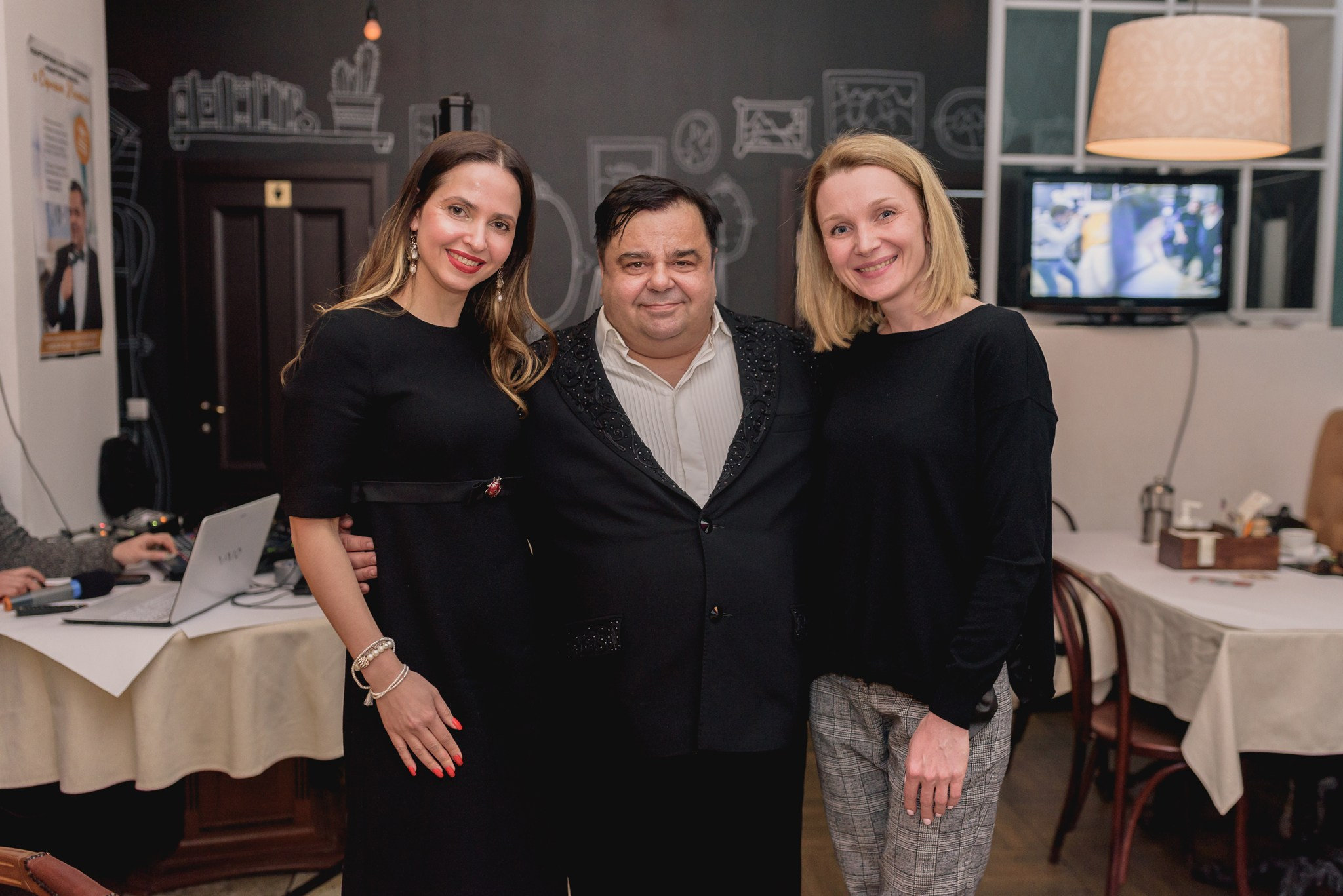 Квартирник Рост. Свадебный и семейный фотограф из Санкт-Петербурга Климов Анатолий