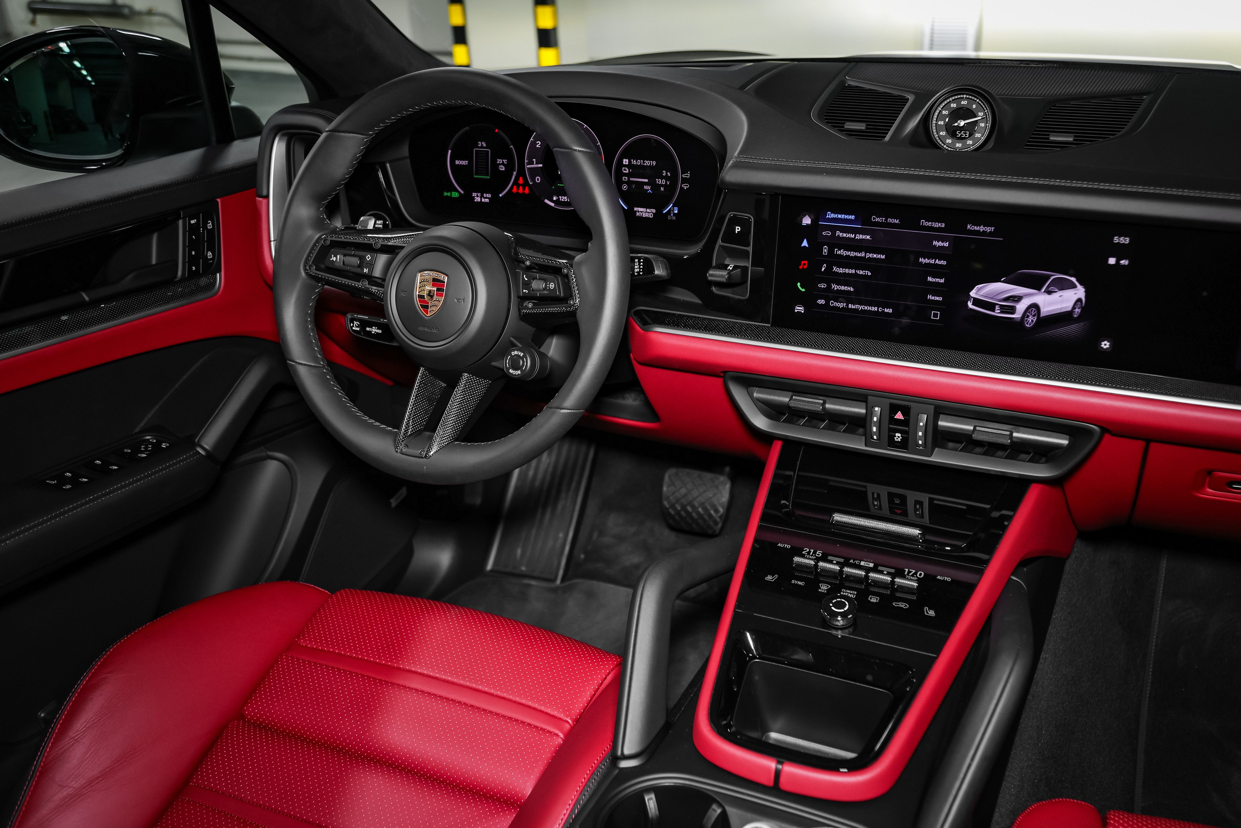 2025 PORSCHE CAYENNE COUPE E-Hybrid $185,000 NEW from EUROPE. Mixturecaptures