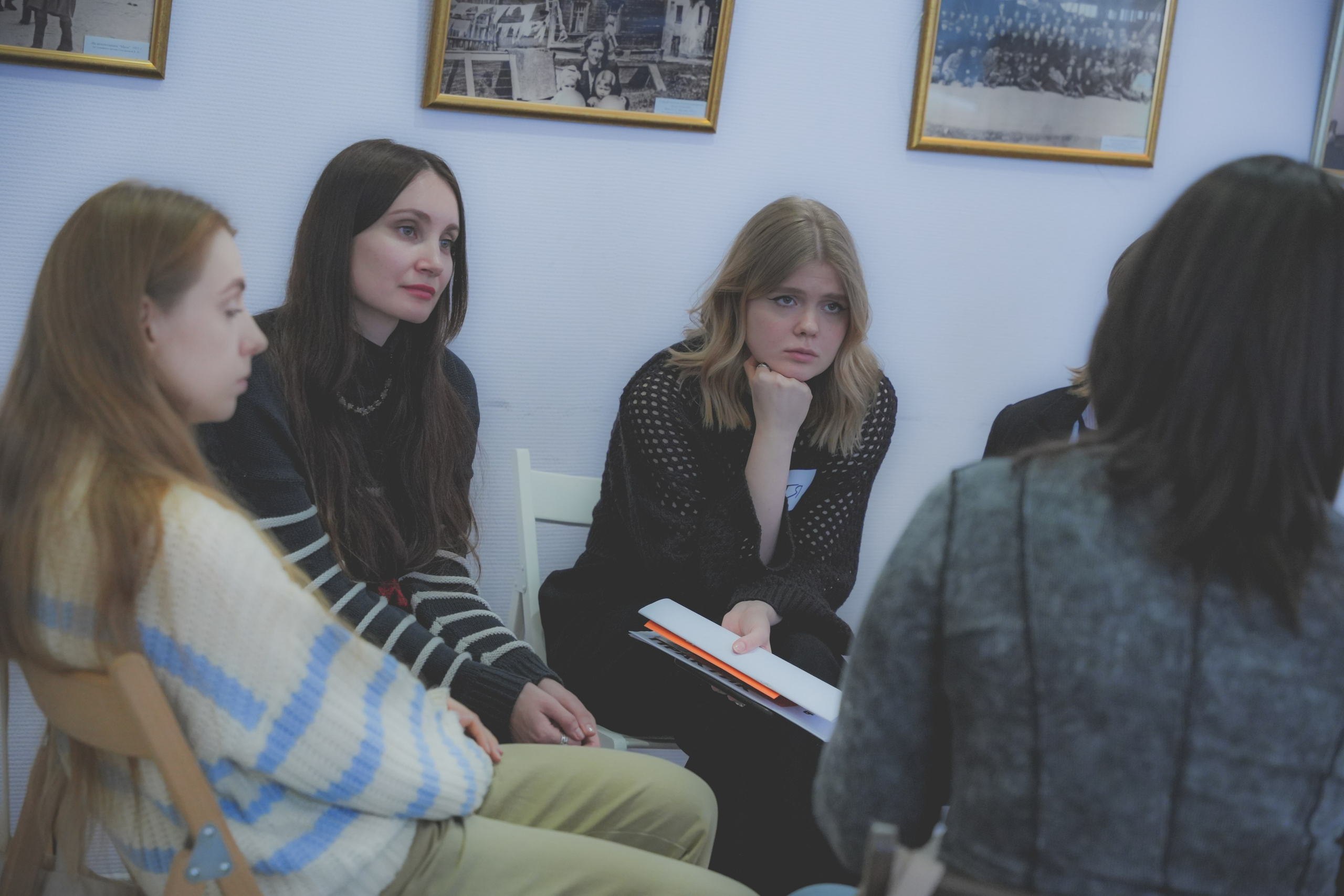 Живая Библиотека. Уголок фототворчества Никиты Усачева