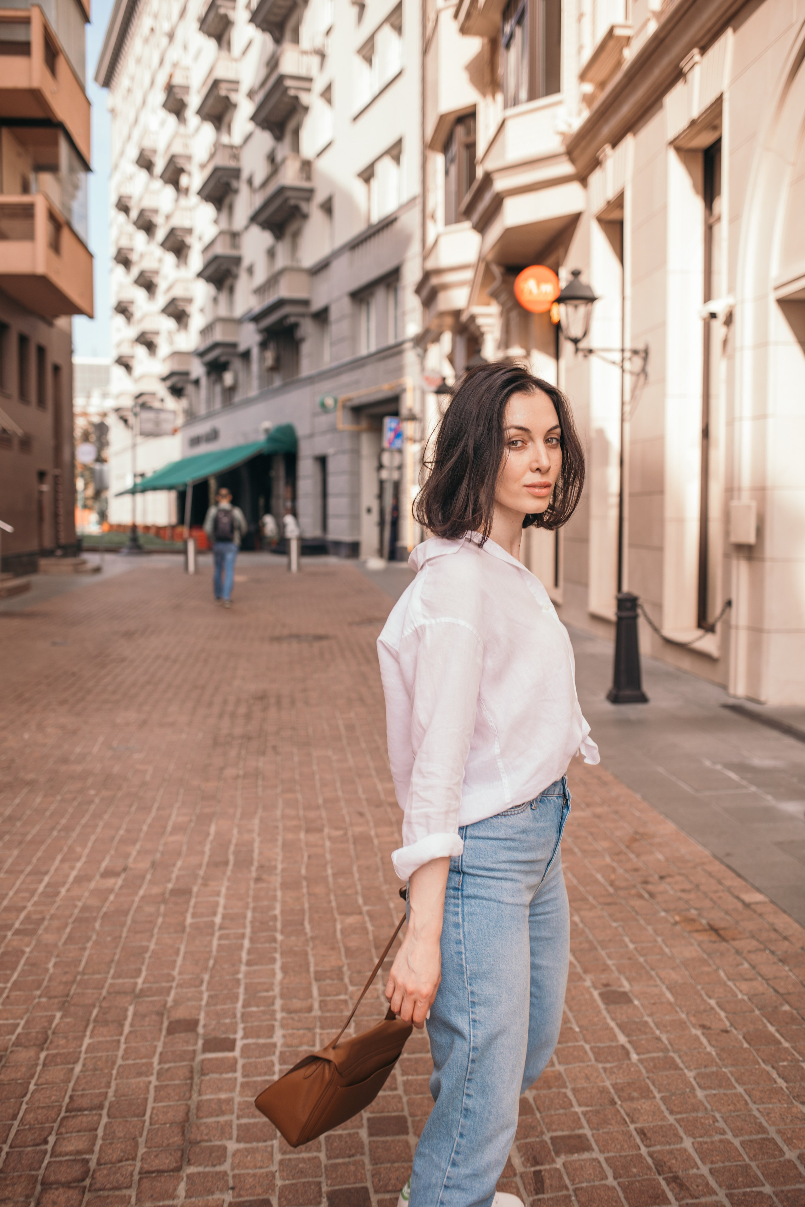 ОЛЯ. Я фотограф из Москвы к Вашим услугам