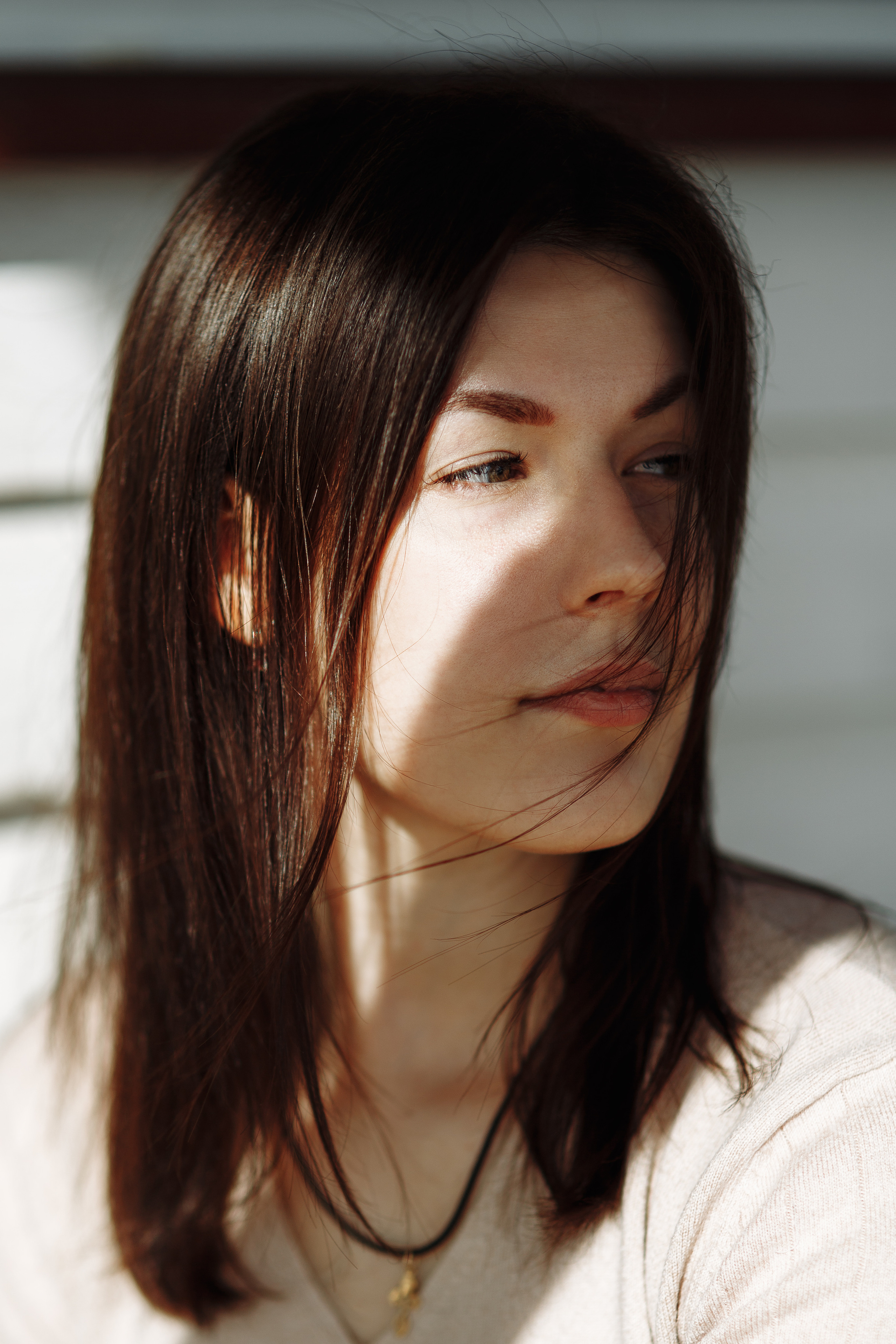 Солнечным днём дома. Ксюша. Сайт фотографа на Субару Оля Аф