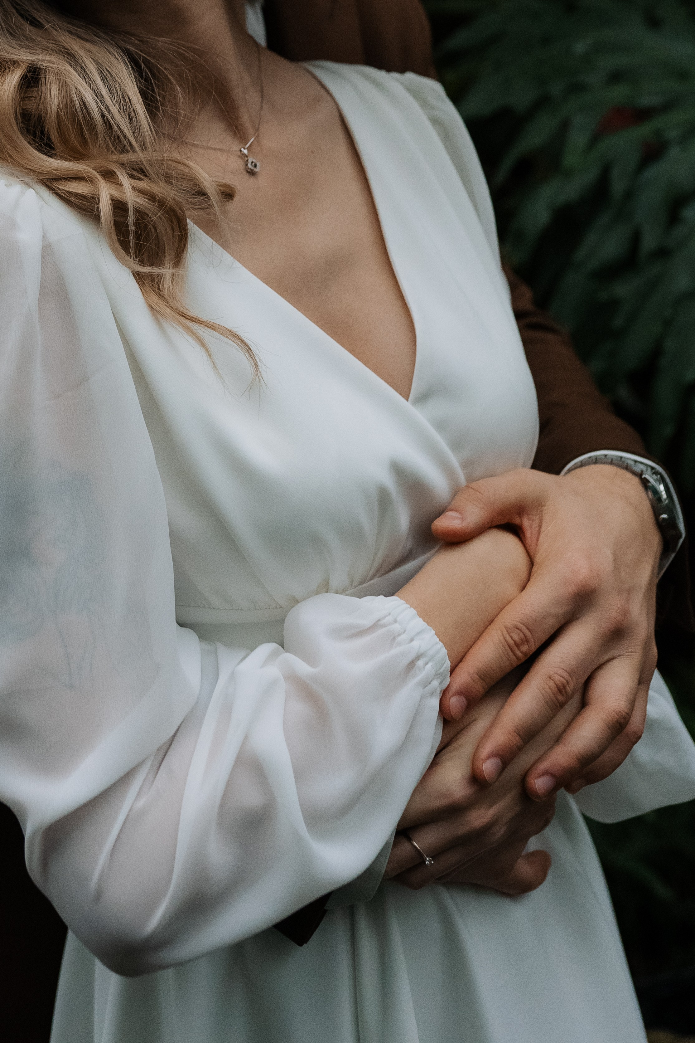 Свадебная фотосессия в оранжерее, Москва. Свадебный фотограф в Москве Анна Полушина