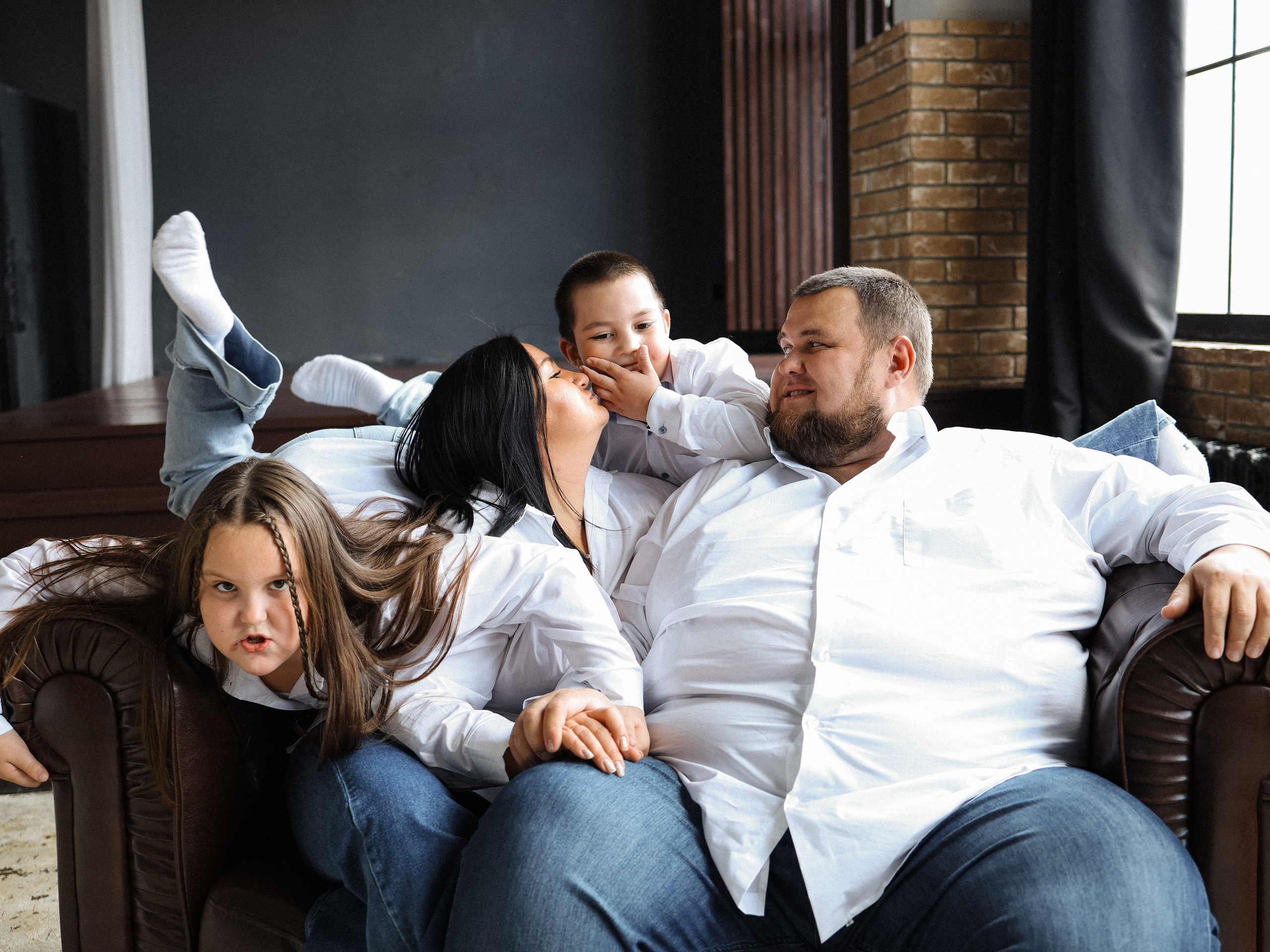 Полина Александр Мария и Иван- фотостудия Bliss- Луначарского 31. Семейный и детский фотограф в  г. Екатеринбурге Холодова Юлия