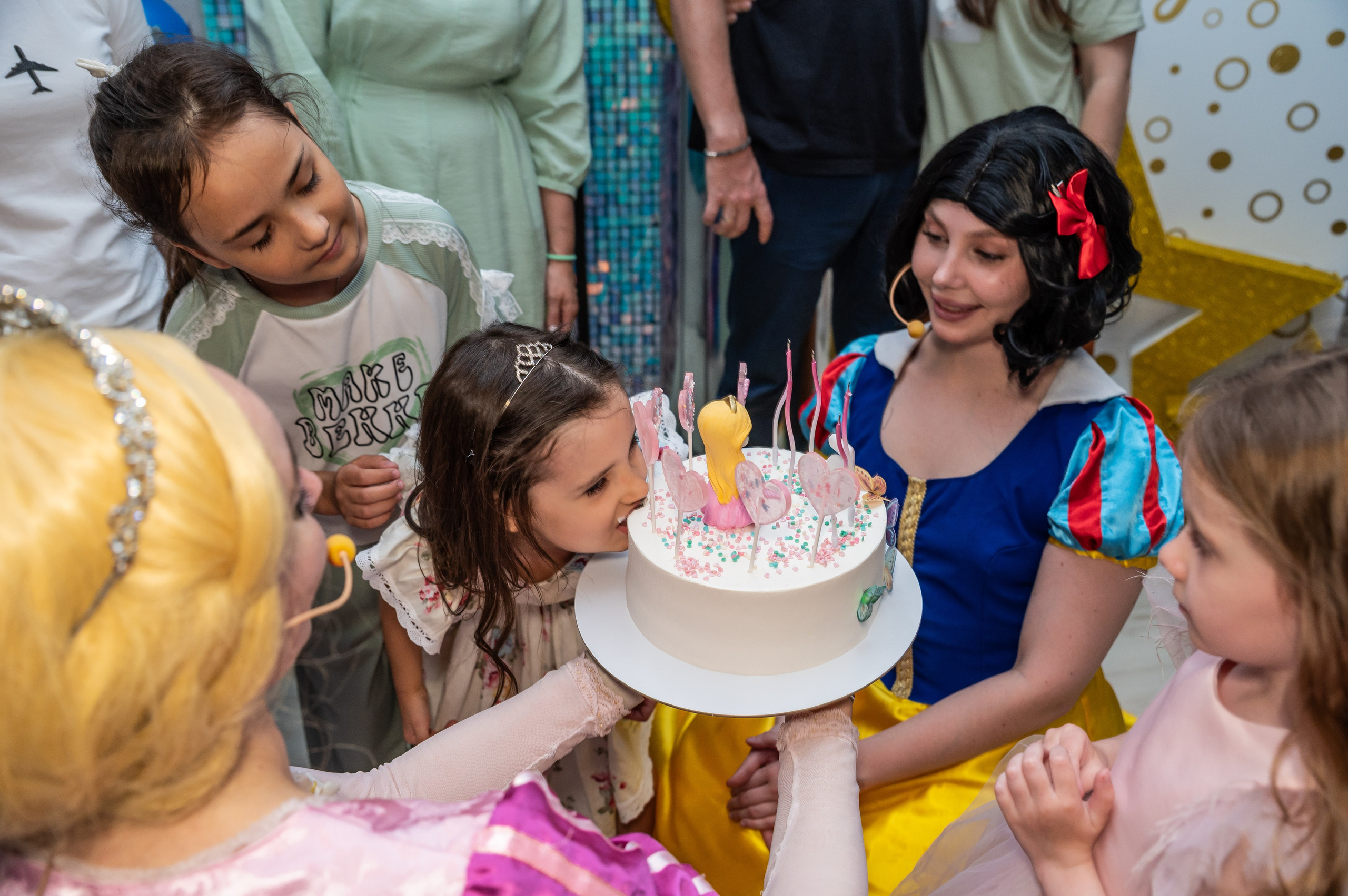 Игротека Ниндзя Кидс. Я Ольга Казанцева, фотографирую снимаю ваши киноистории и печатаю фото и цифровые портреты на холсте