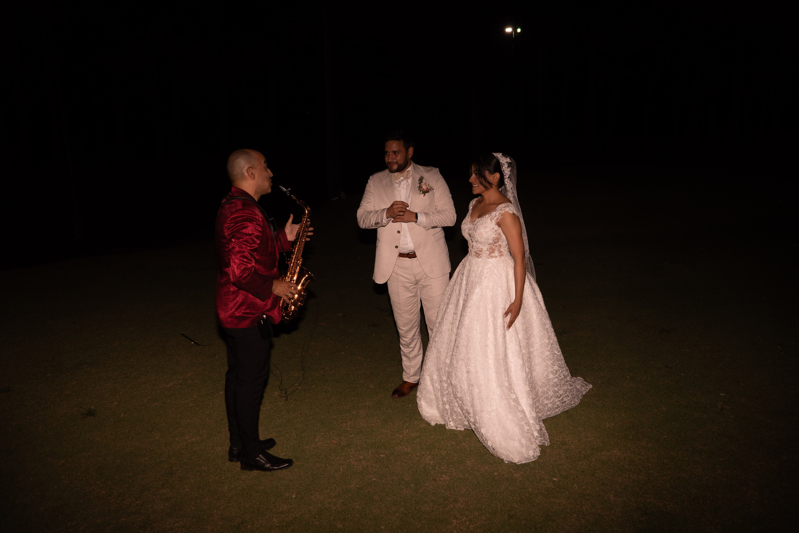 Carola & Gerson. Wedding Photographer in Barcelona and Medellin