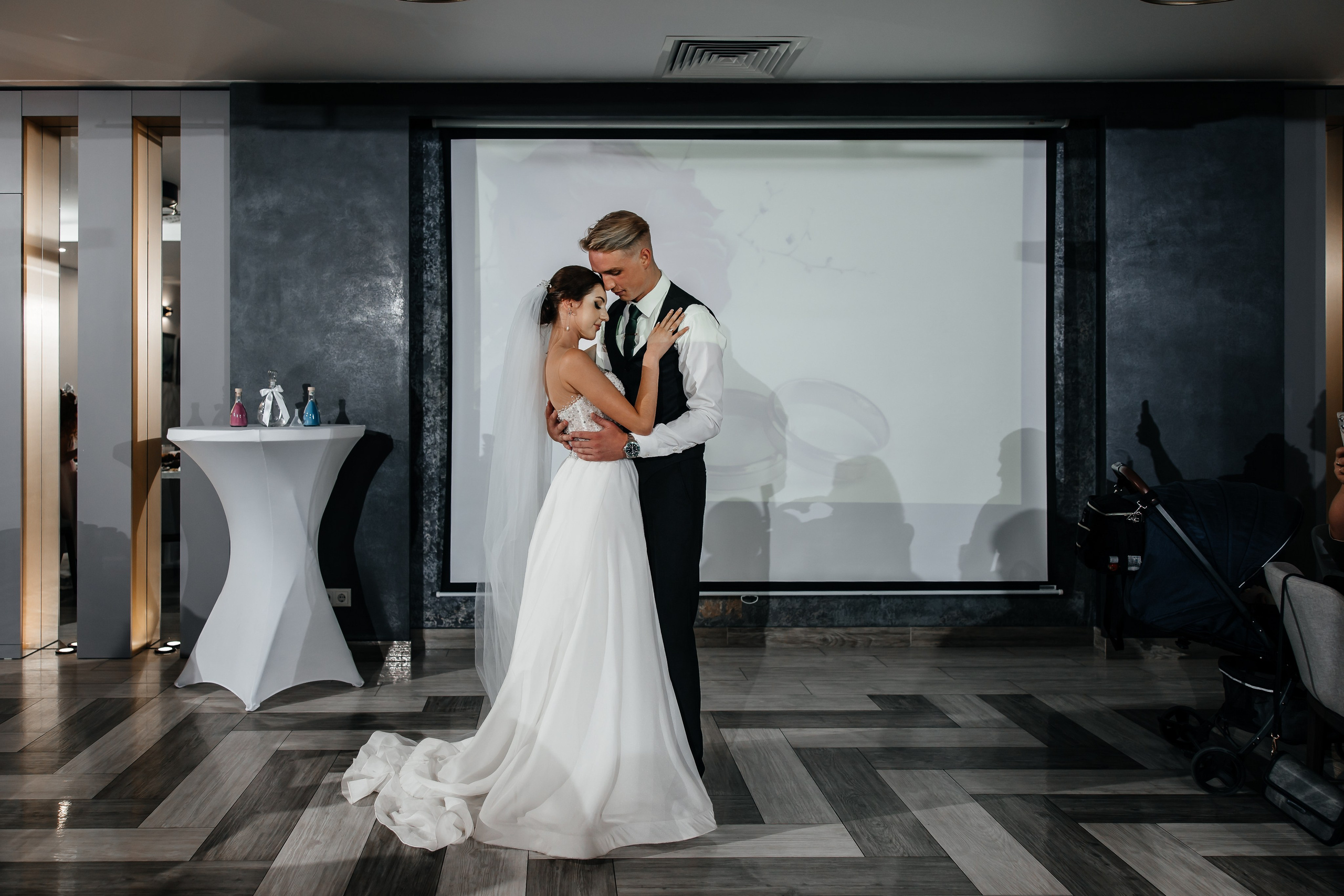 Анонс свадьбы для Ольги и Романа. Свадебный фотограф в Крыму и Севастополе Ольга Баскакова