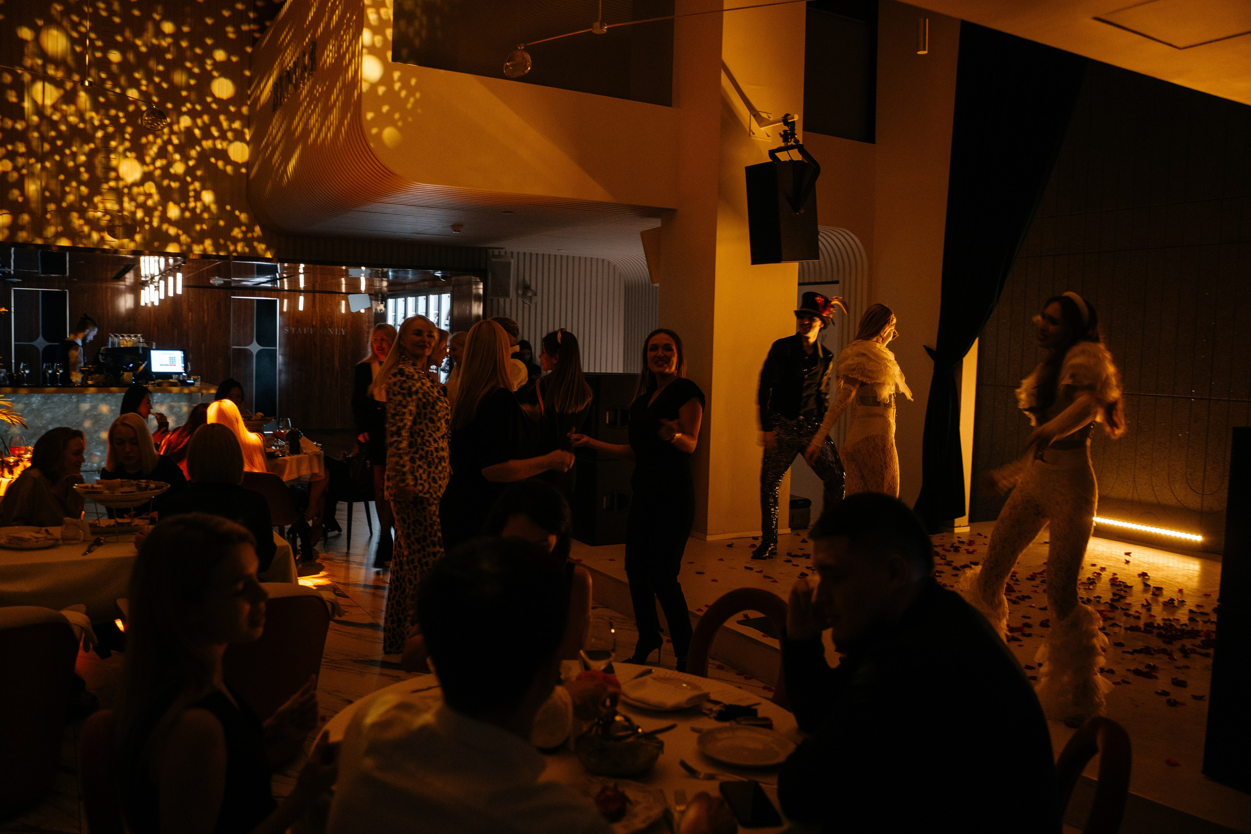 1 марта (пятница). BENUAR Restaurant