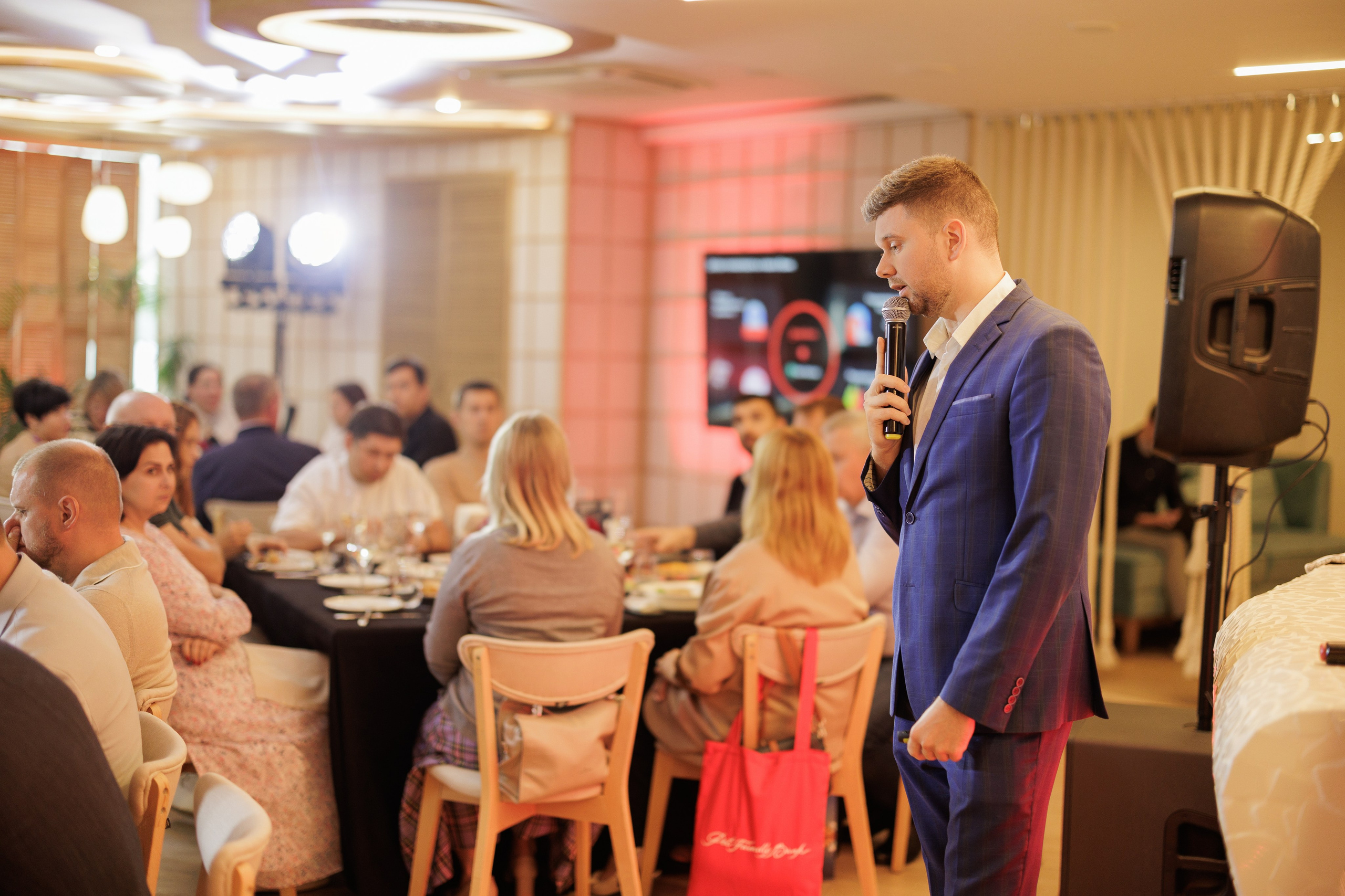 Альфа Банк — Цифровая сфера ЖКХ. Контент для бизнеса в Екатеринбурге Полдень Медиа