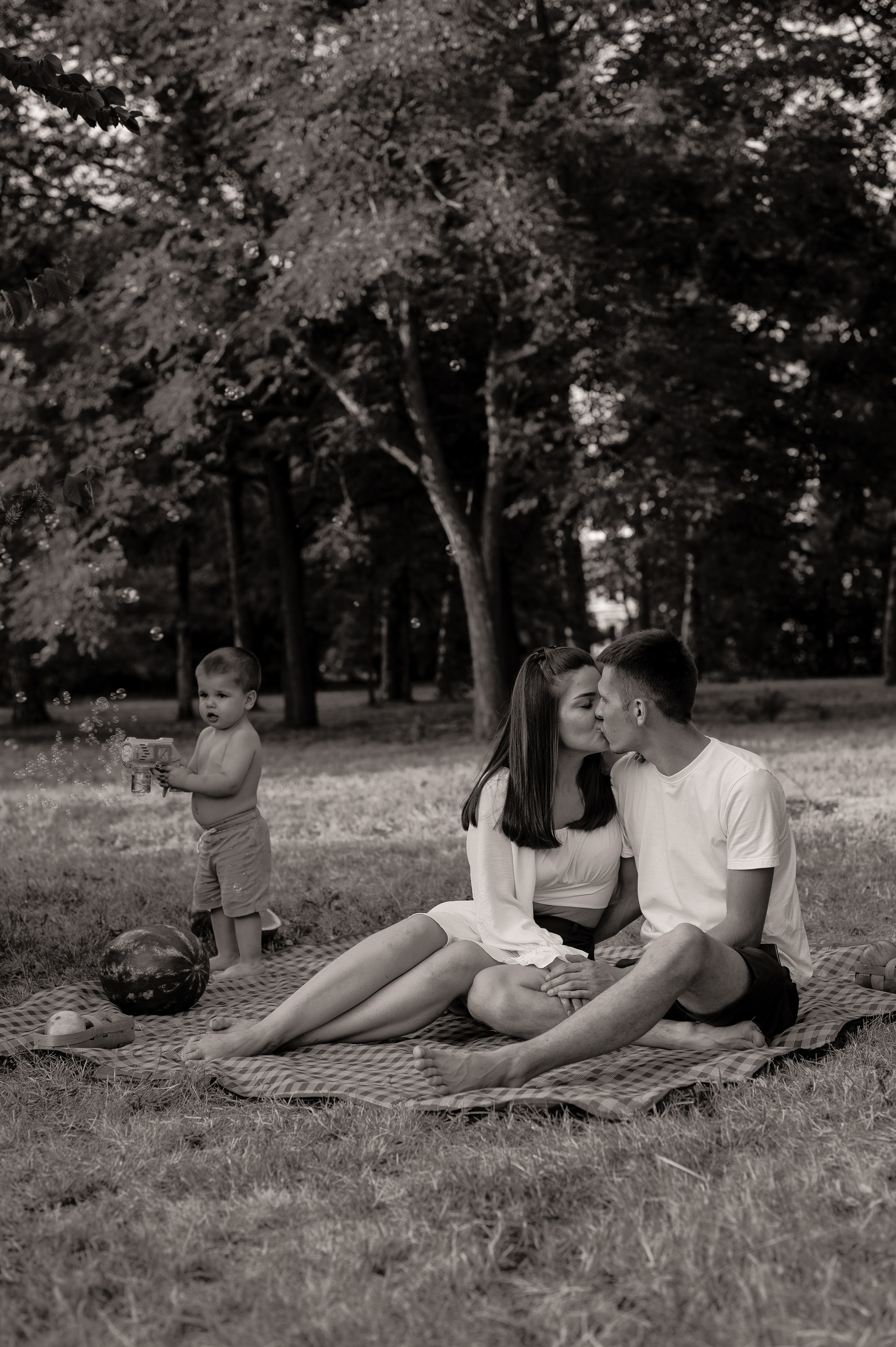 Летняя семейная фотосессия в парке. Свадебный и семейный фотограф в Краснодаре Алина Мельник