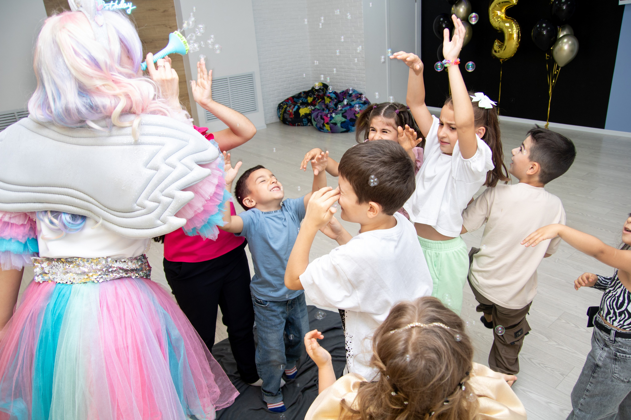 Детское день рождение. Зазеркалье. Фотограф в Самаре Алексей Головачёв
