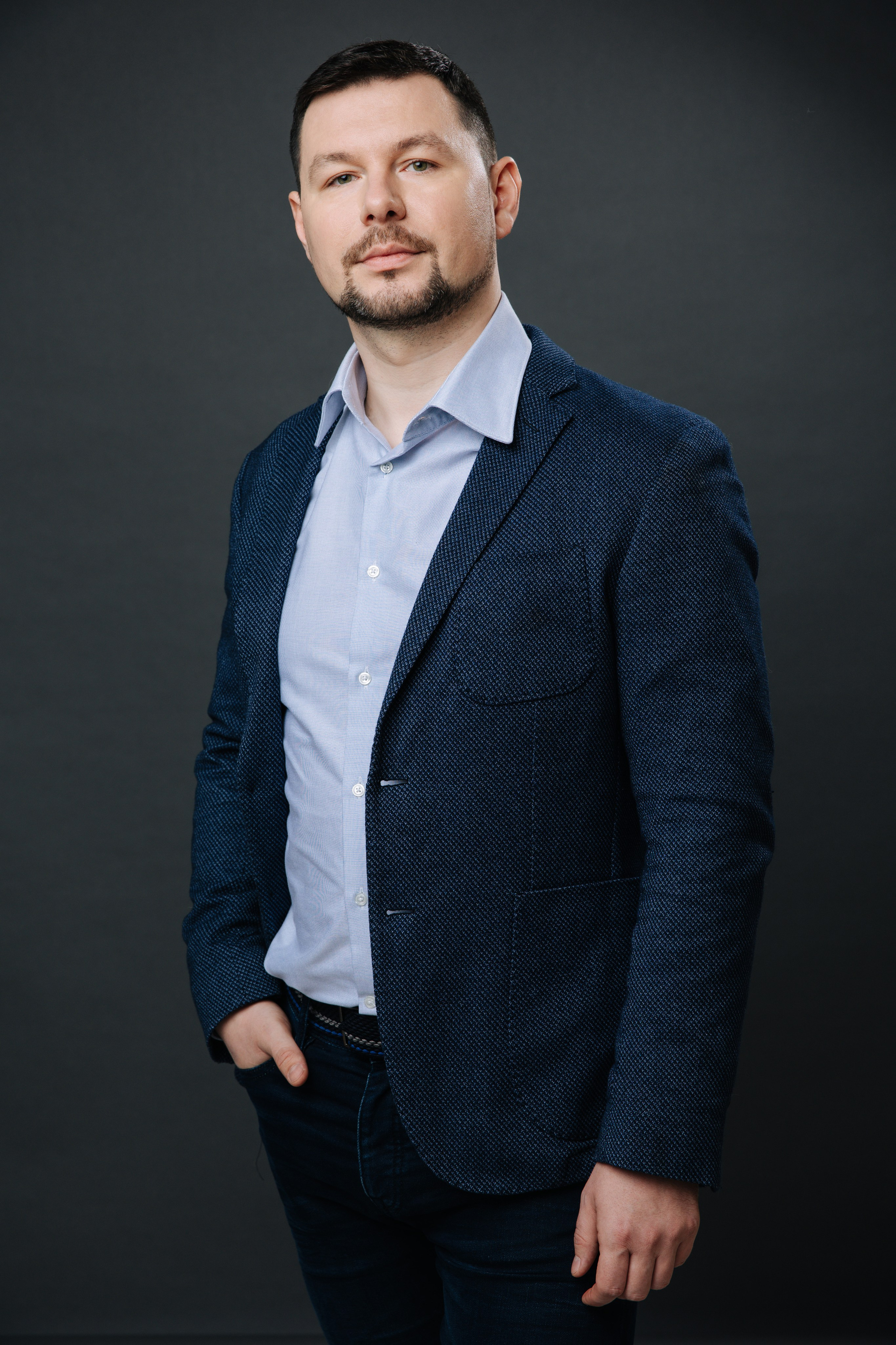 Компания «Актив». Фото команды. Бизнес-фотограф в Москве — Виталий Агабабян