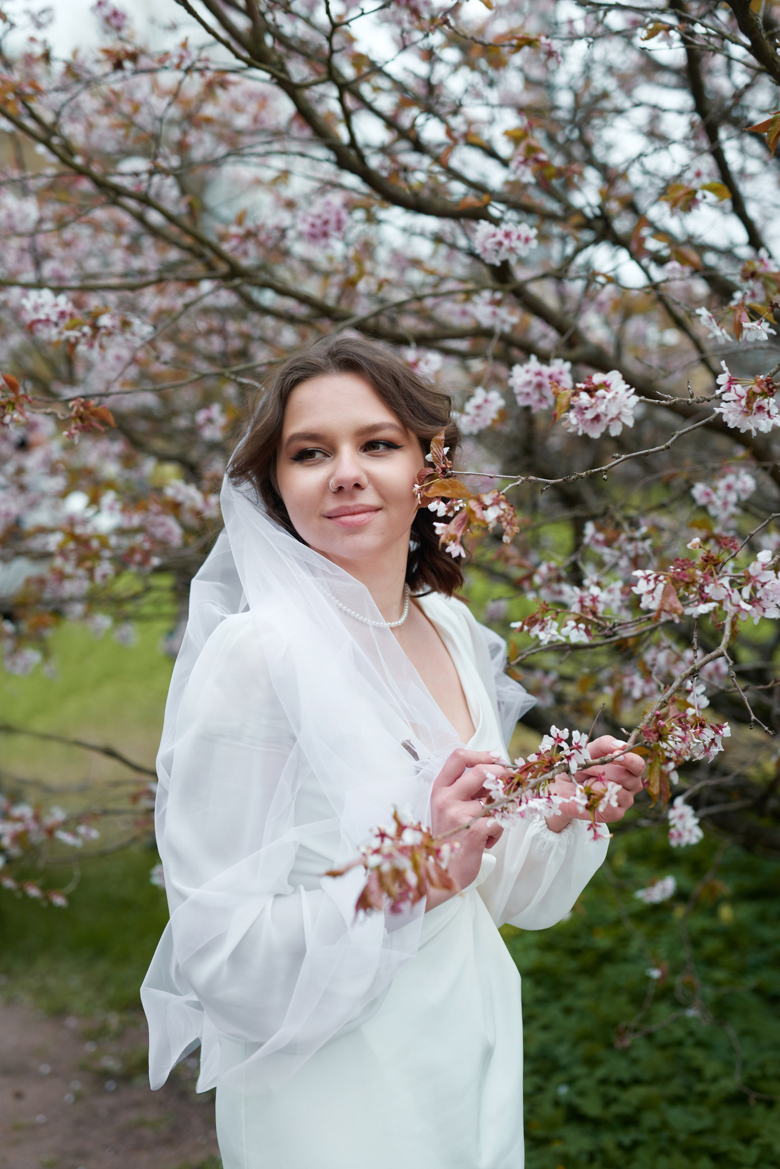 Ксения и Егор (фотосессия в ЗАГСе Петроградского района, Ботаническом саду с сакурой). Портретный, семейный и свадебный фотограф в Санкт-Петербурге и в Пушкине Ширяев Денис