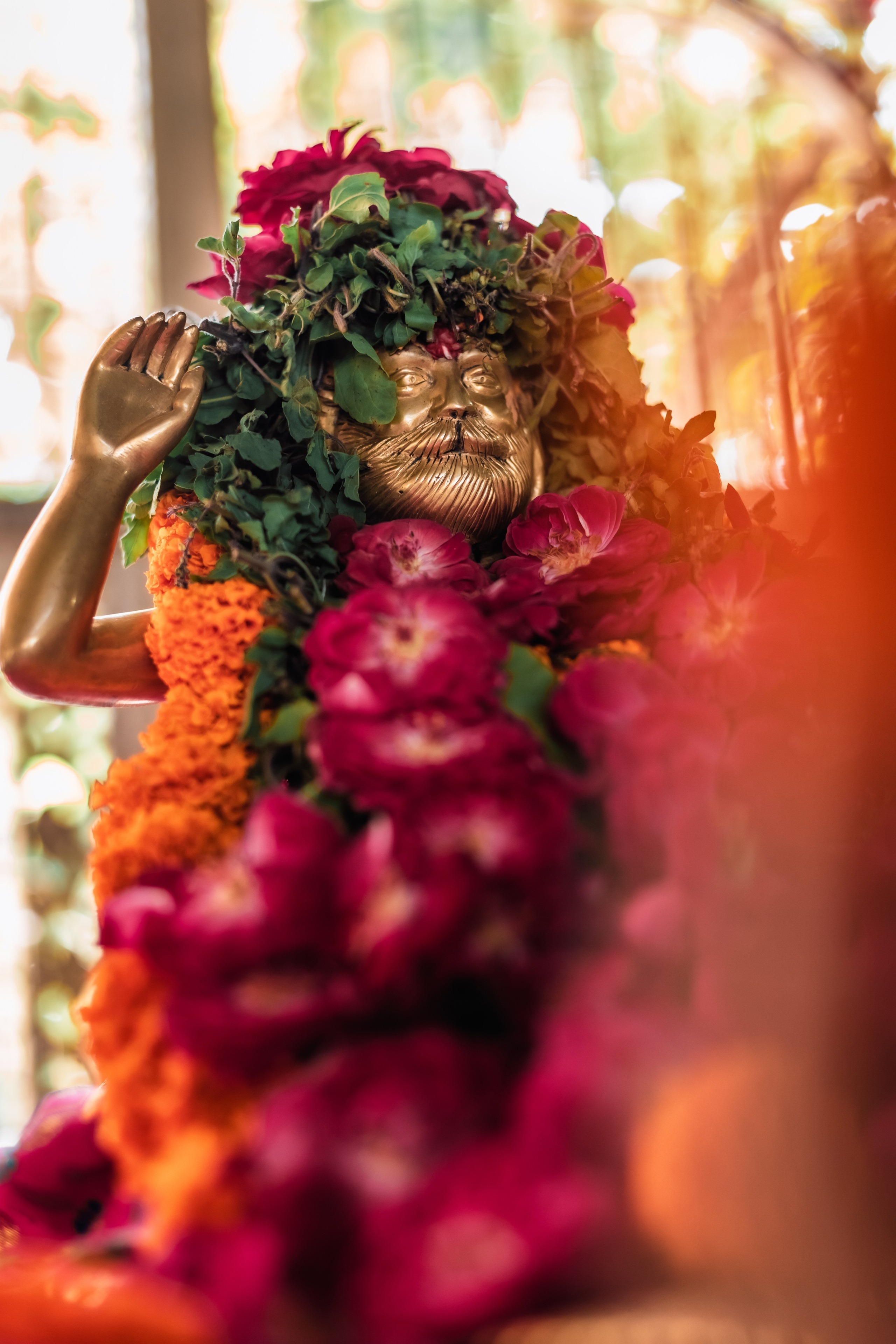 Devraha baba ji ashram life 2025. Mariam Bagdasaryan