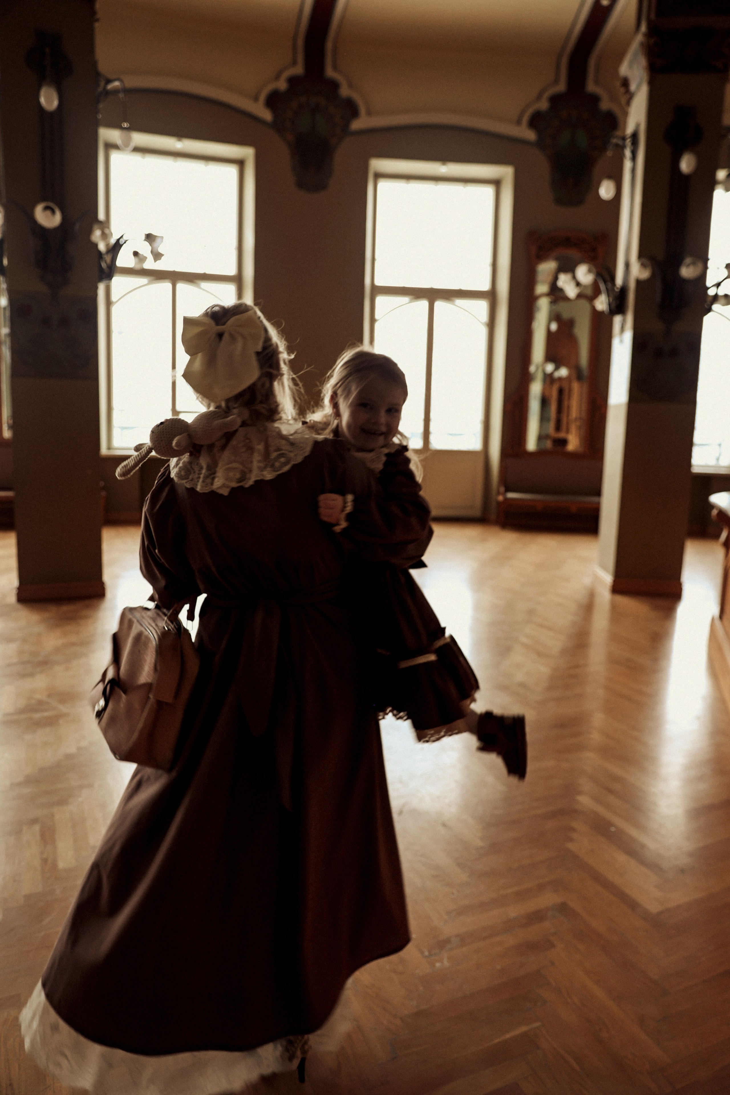 Ретро съемка на Витебском вокзале. Фотограф — Татьяна Кириллова, г. Санкт-Петербург