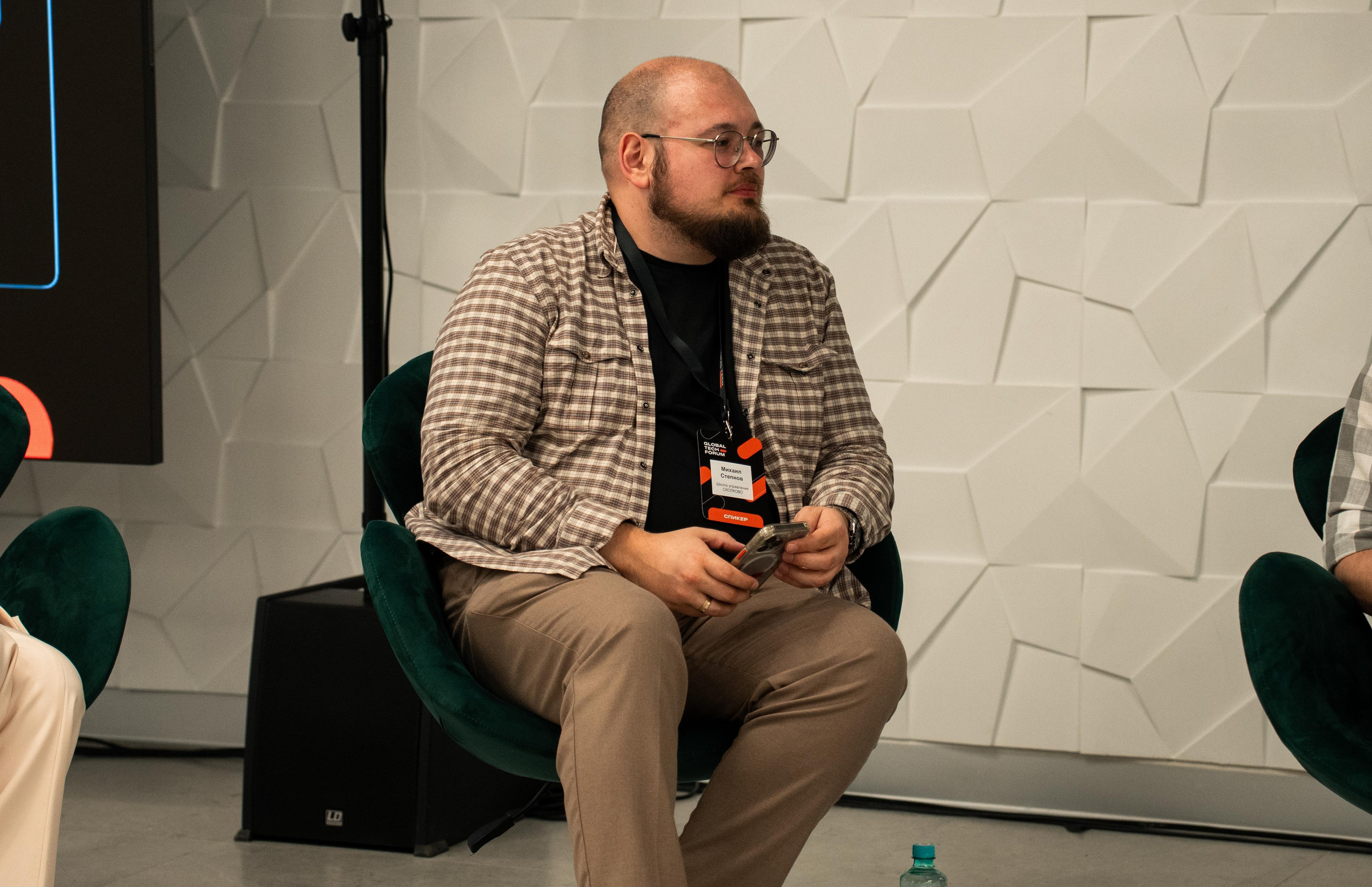 Global Tech Forum 27.03.2026. Коммерческий и художественный фотограф и видеограф в Москве Арсений Тургенев