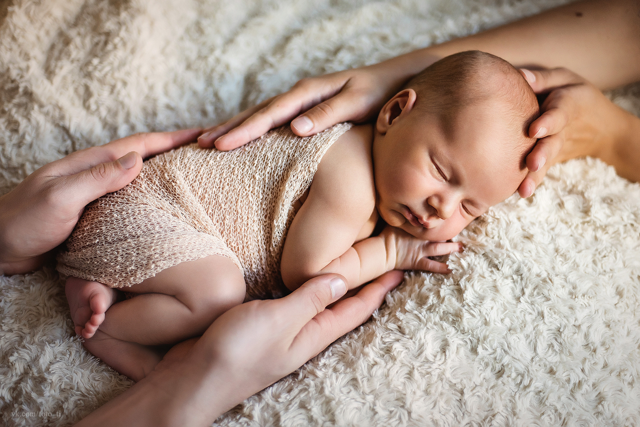 Фото новорожденных. Свадебный, семейный фотограф в СПб Татьяна Игнашева. Выпускные альбомы