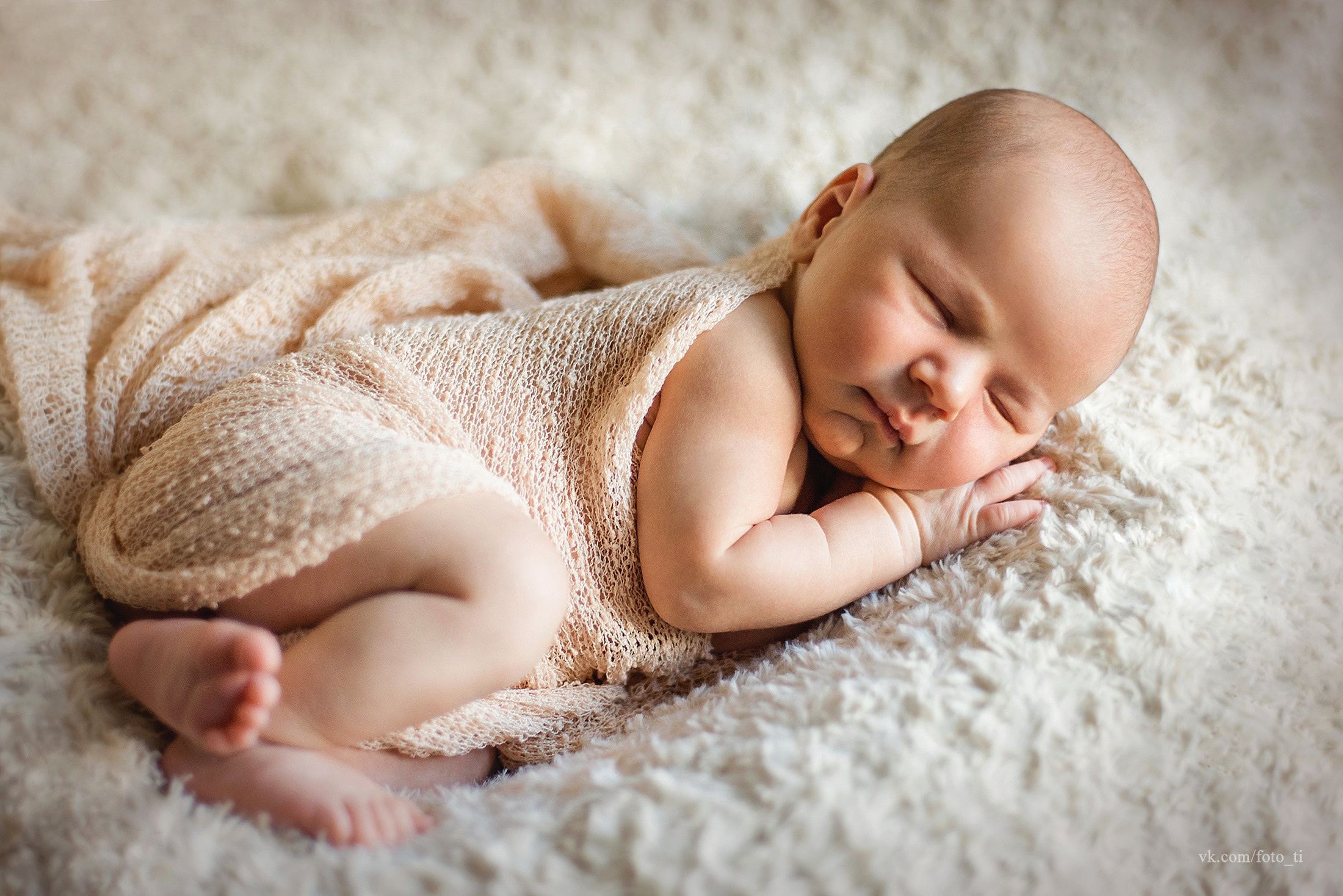 Фото новорожденных. Свадебный, семейный фотограф в СПб Татьяна Игнашева. Выпускные альбомы