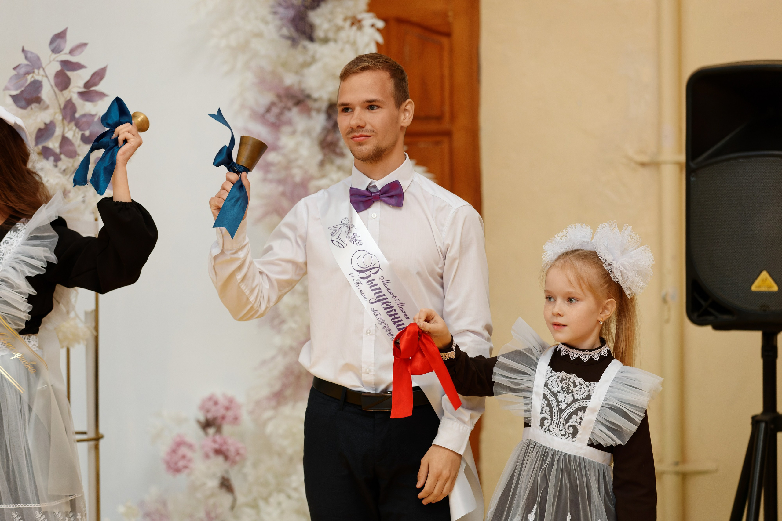 Последний звонок Школа № 42. Семейный фотограф — Макс Белогрудов