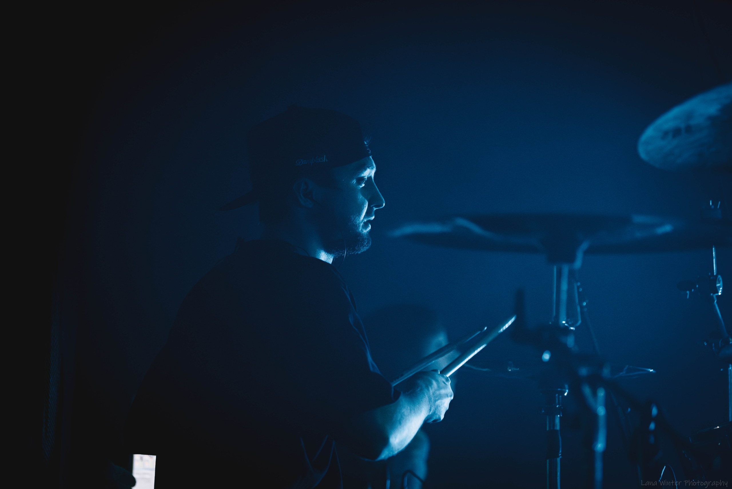 7000$ (25 января 2025 года, Москва, клуб Урбан). Фотограф Светлана Блинова, Москва и Московская область