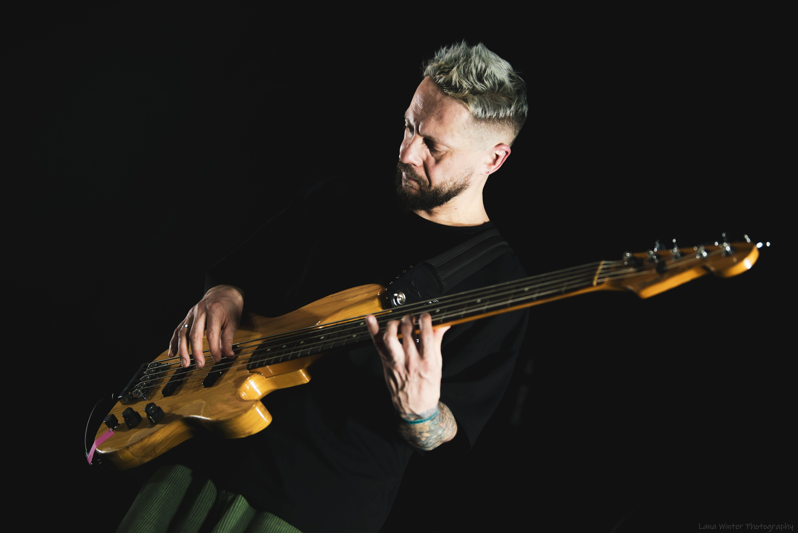 7000$ (25 января 2025 года, Москва, клуб Урбан). Фотограф Светлана Блинова, Москва и Московская область