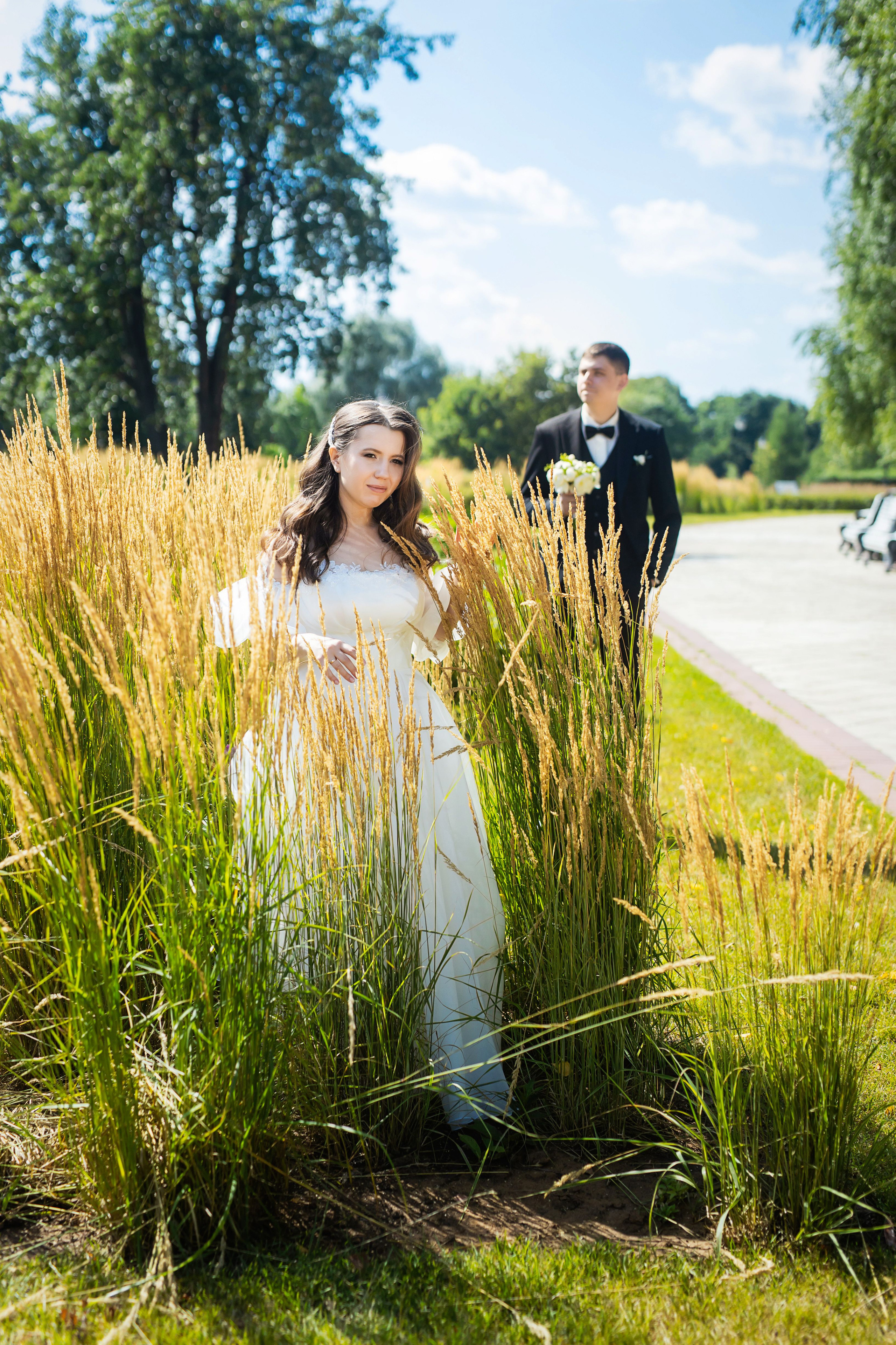 Свадебная прогулка в Царицыно. Профессиональная фото и видеосъемка. Москва